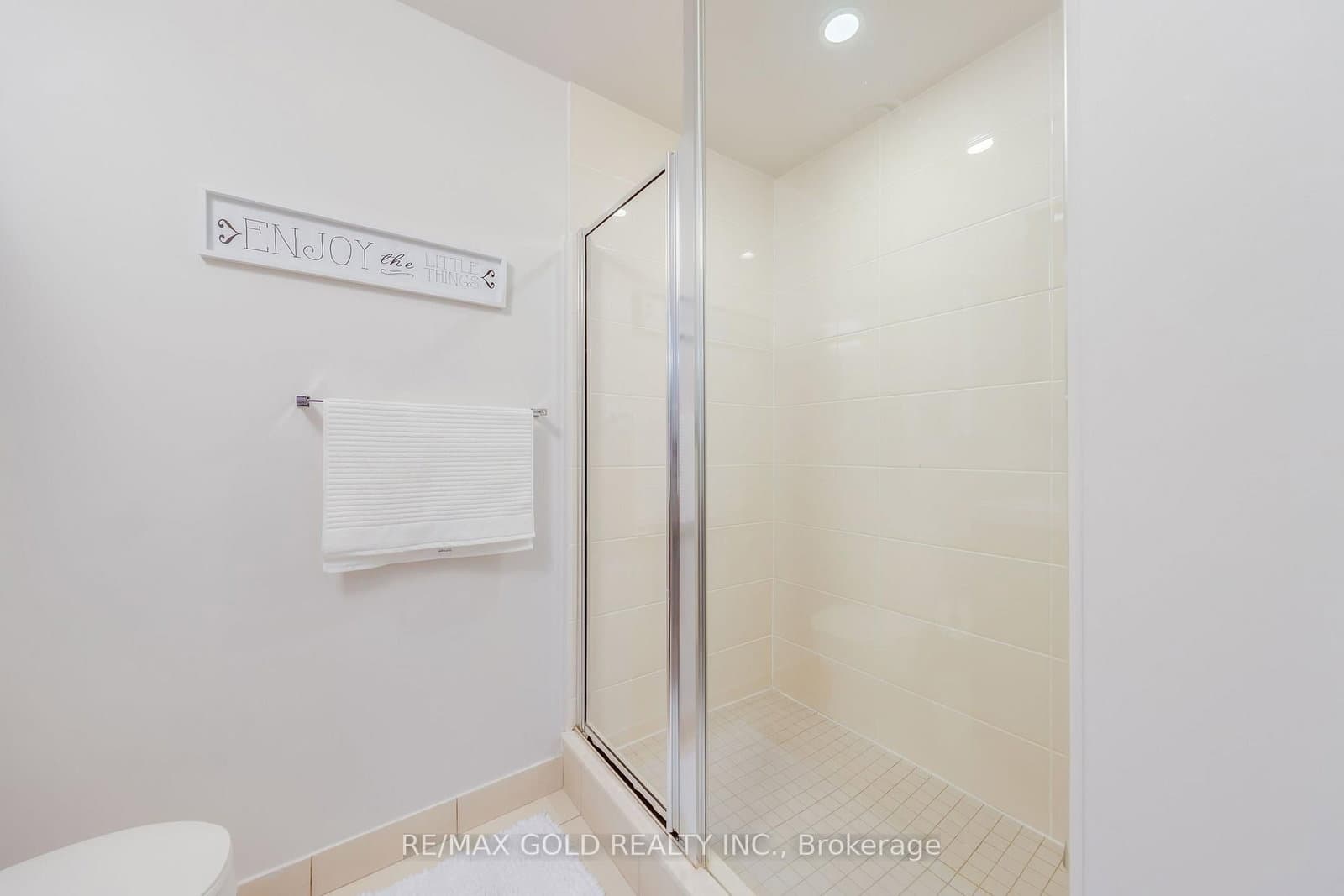 560 Front Street W, Unit 809 thumbnail 13