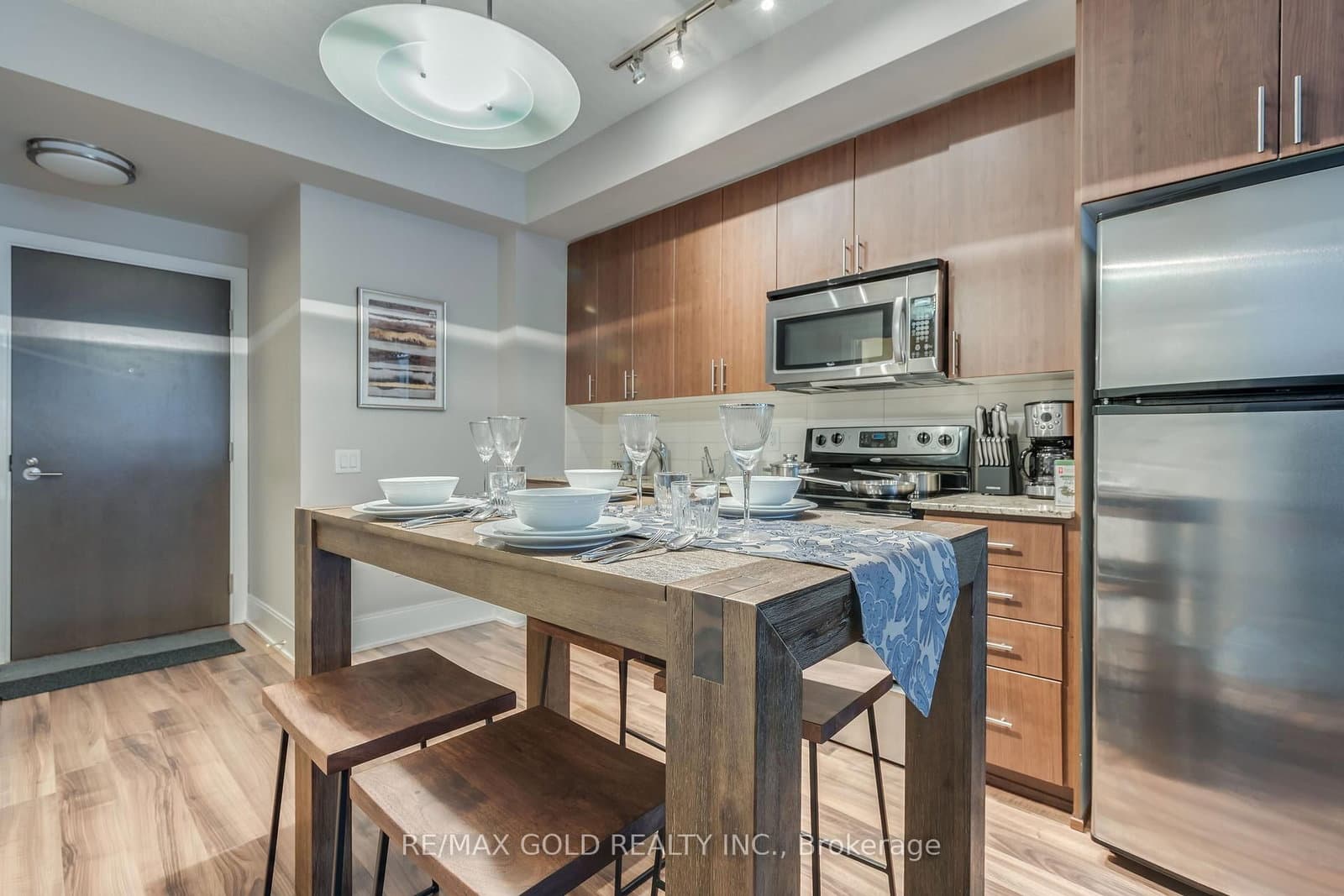 560 Front Street W, Unit 809 thumbnail 6
