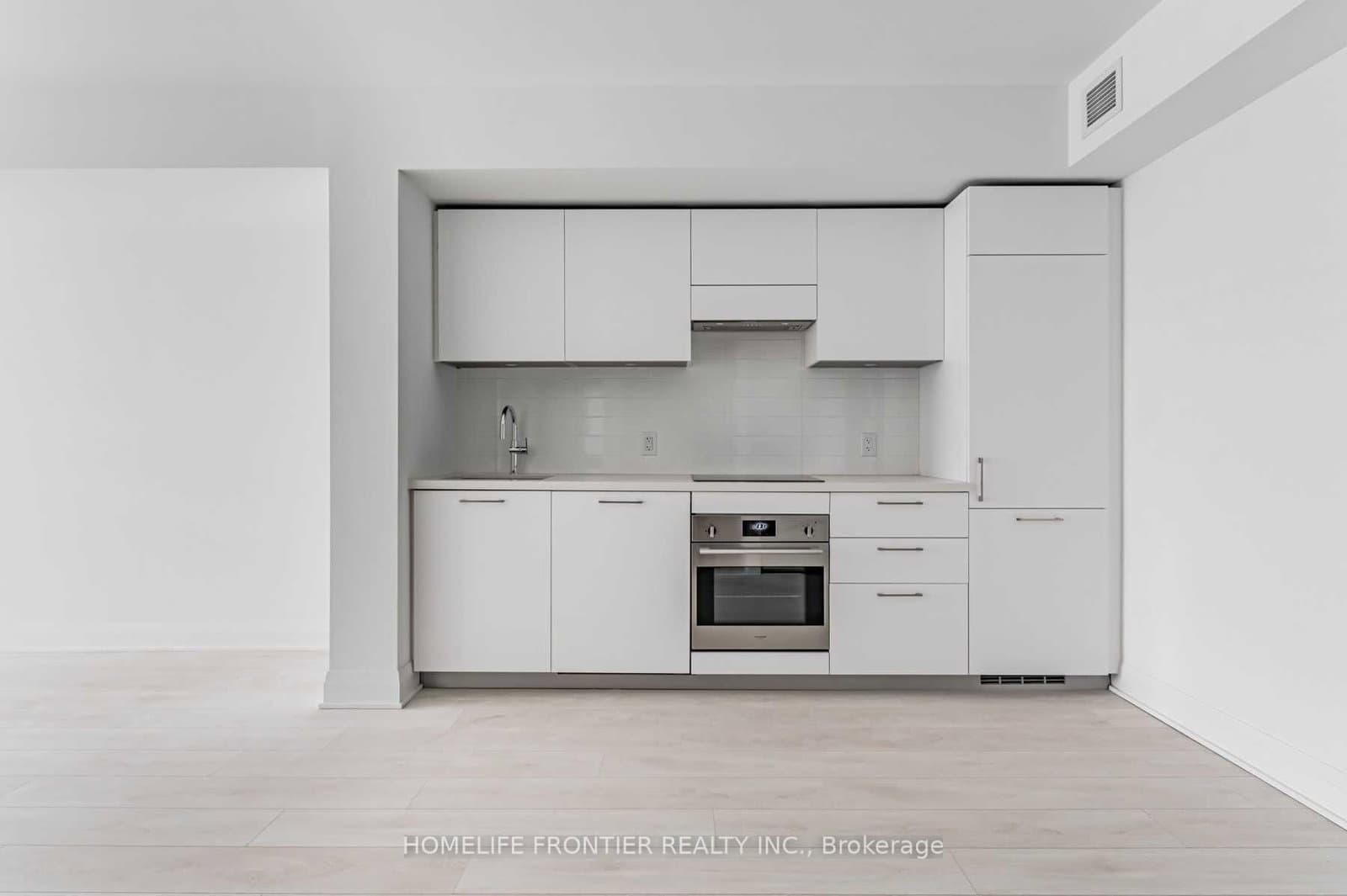 33 Frederick Todd Way, Unit 516 thumbnail 4