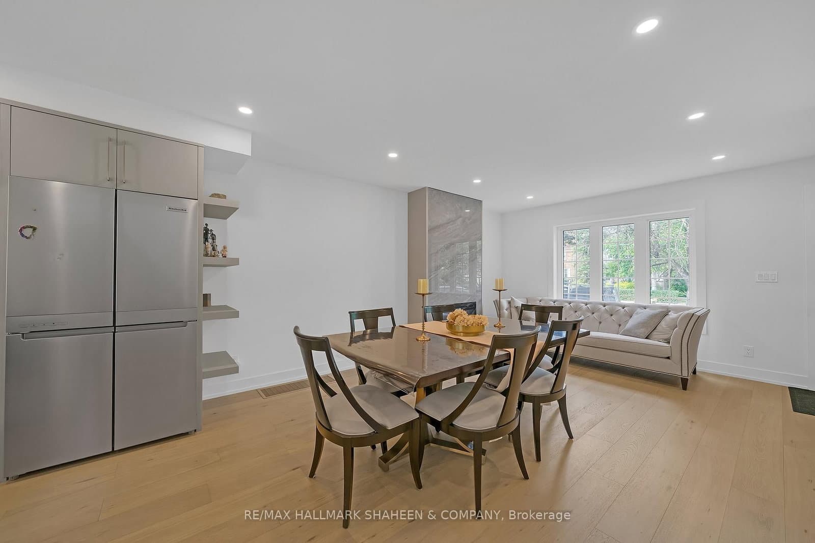 207 Sutherland Drive thumbnail 8