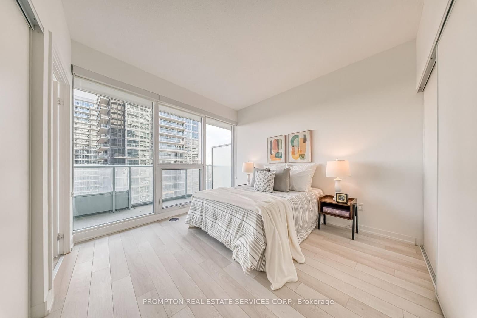 115 Mcmahon Drive, Unit 2511 thumbnail 14