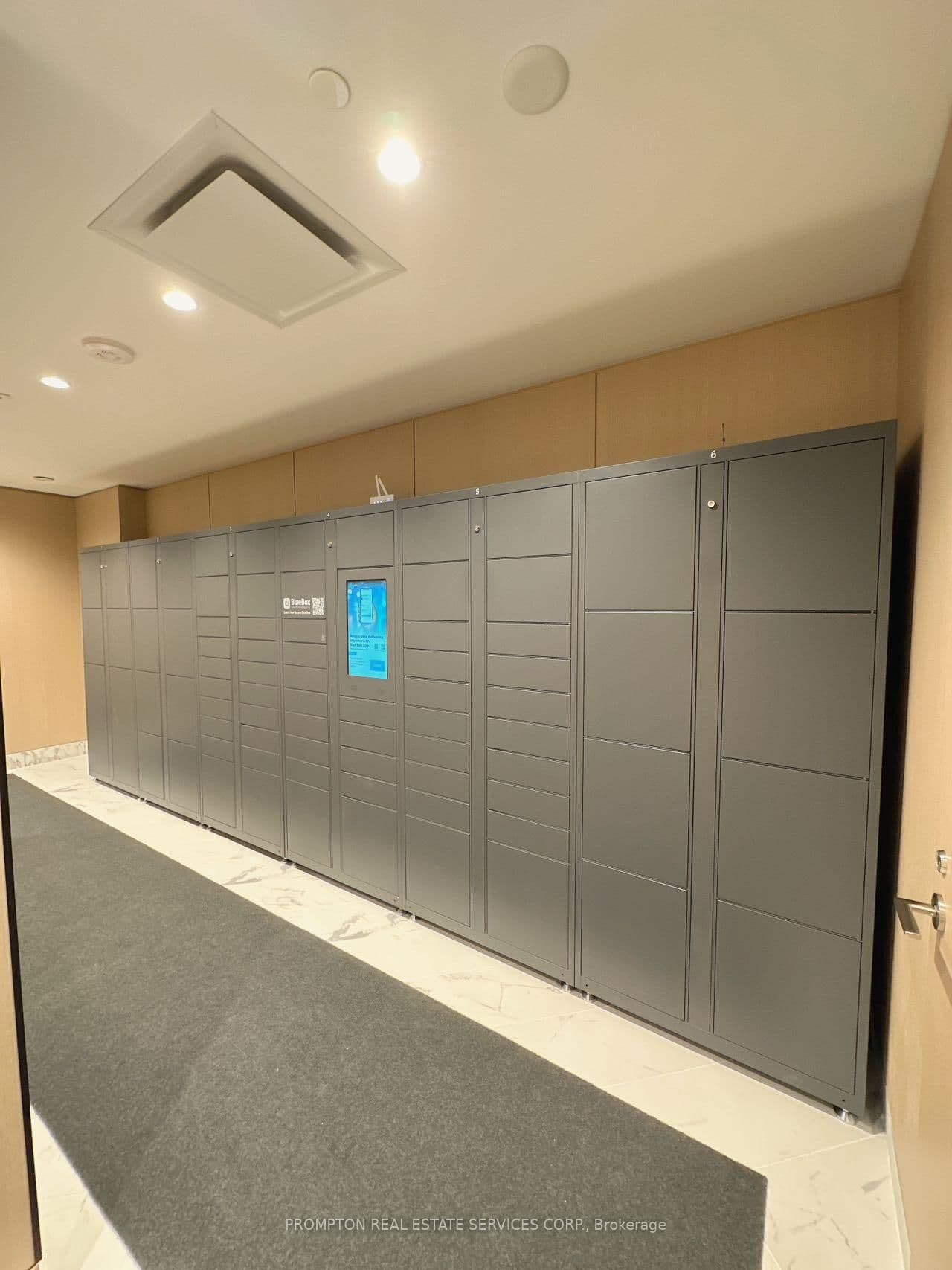 38 Widmer Street, Unit 1707 thumbnail 17