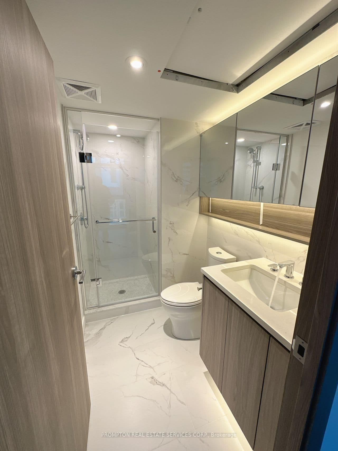 38 Widmer Street, Unit 1707 thumbnail 6