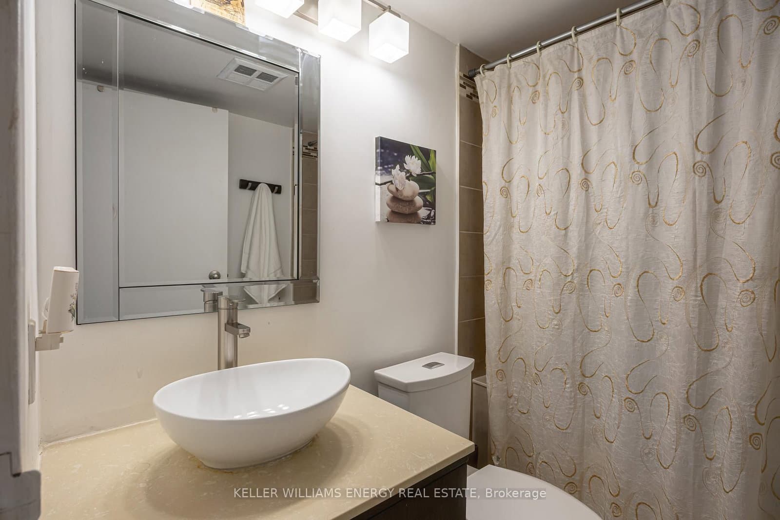 10 Yonge Street, Unit 1604 thumbnail 18