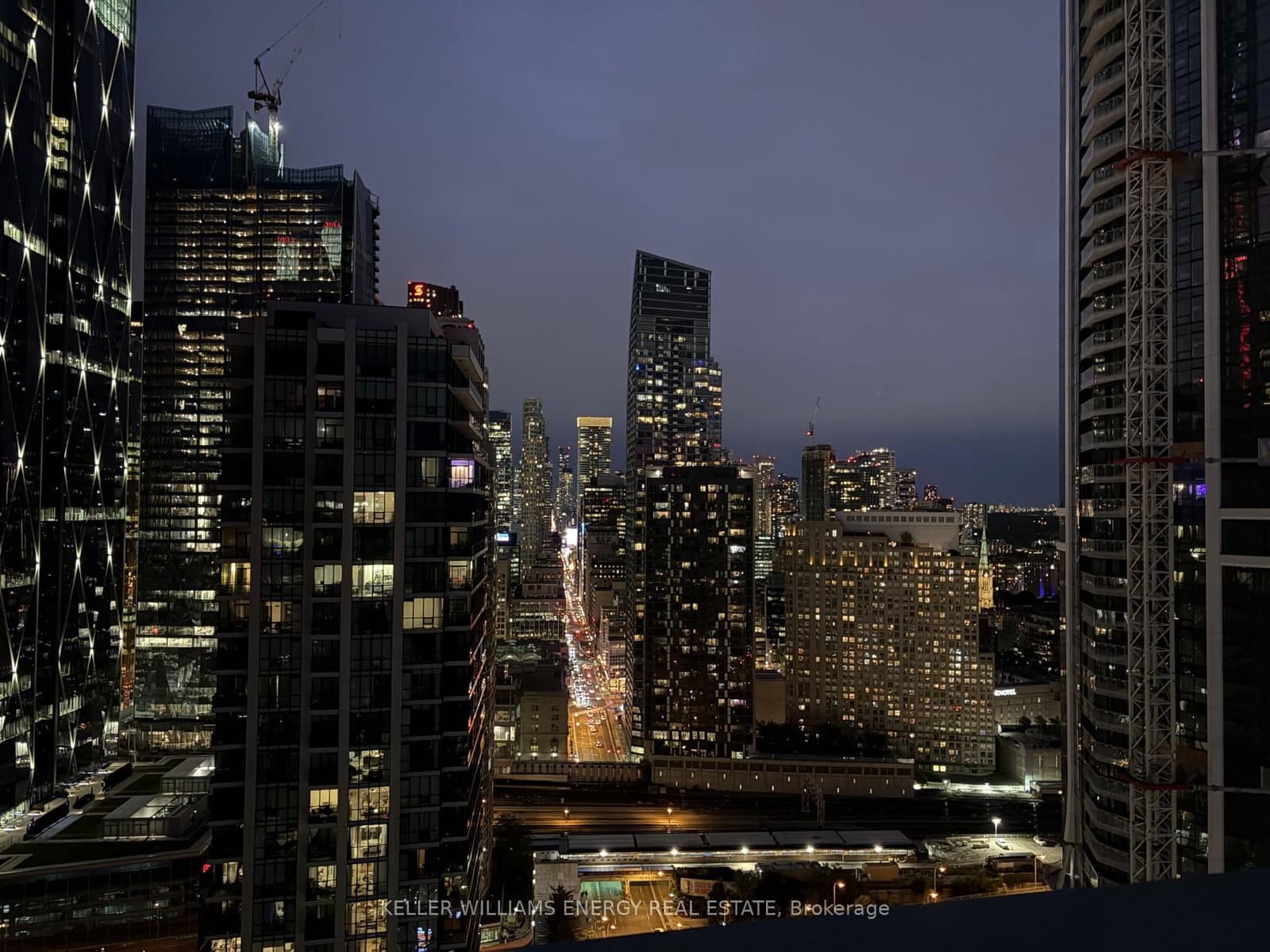 10 Yonge Street, Unit 1604 thumbnail 45