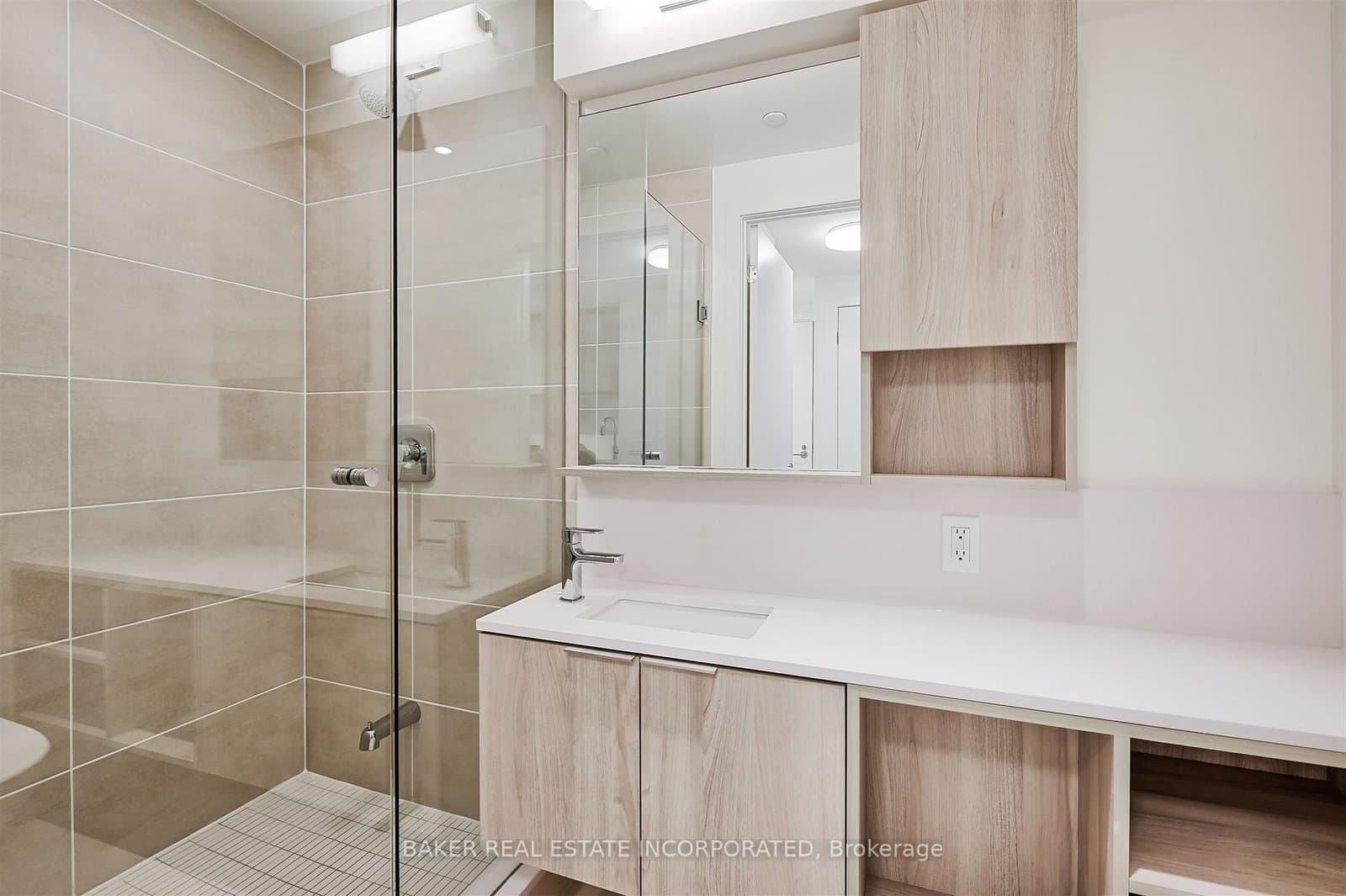 223 Redpath Avenue, Unit 3402 thumbnail 9