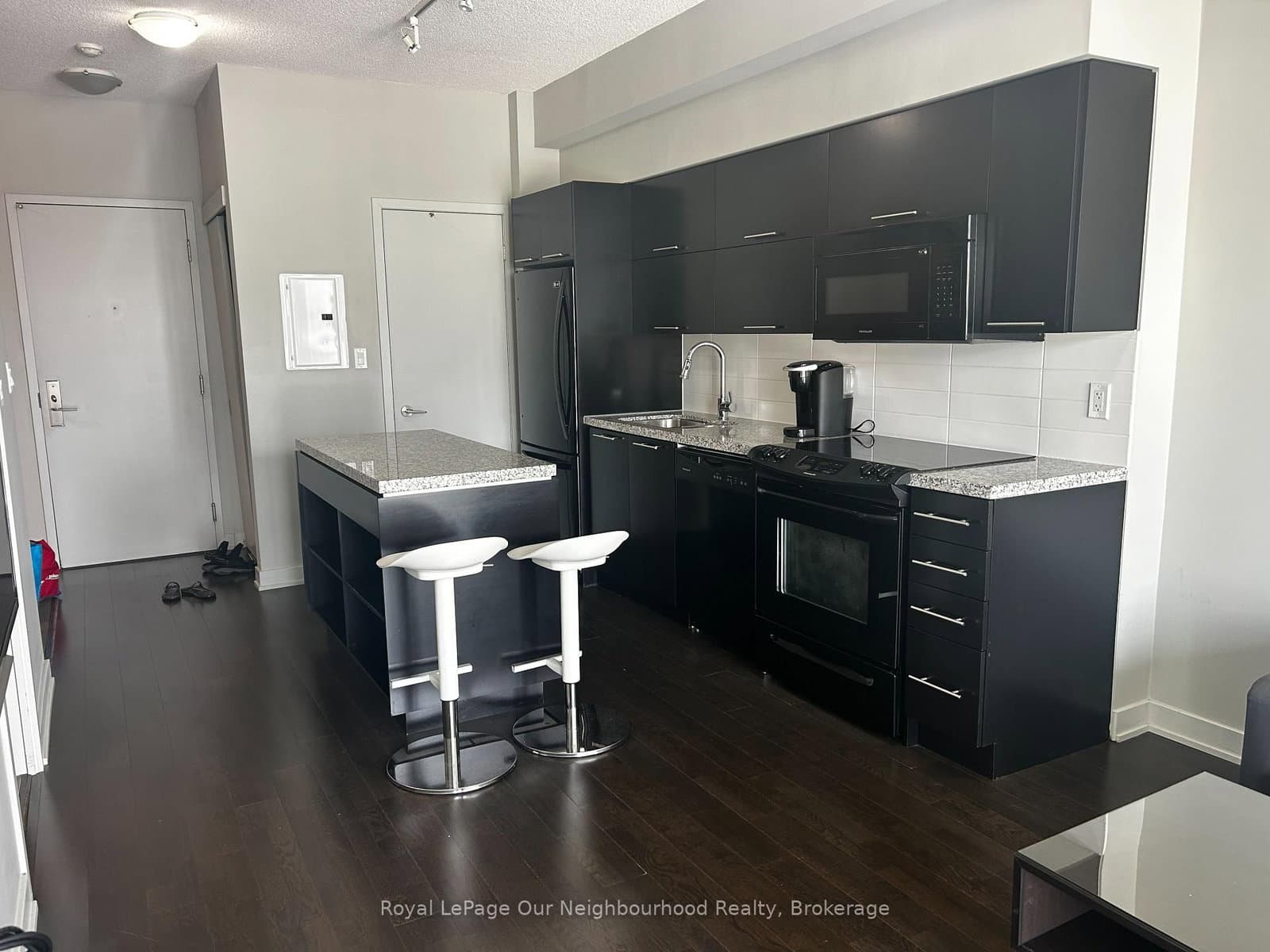 126 Simcoe Street, Unit 2106 thumbnail 7