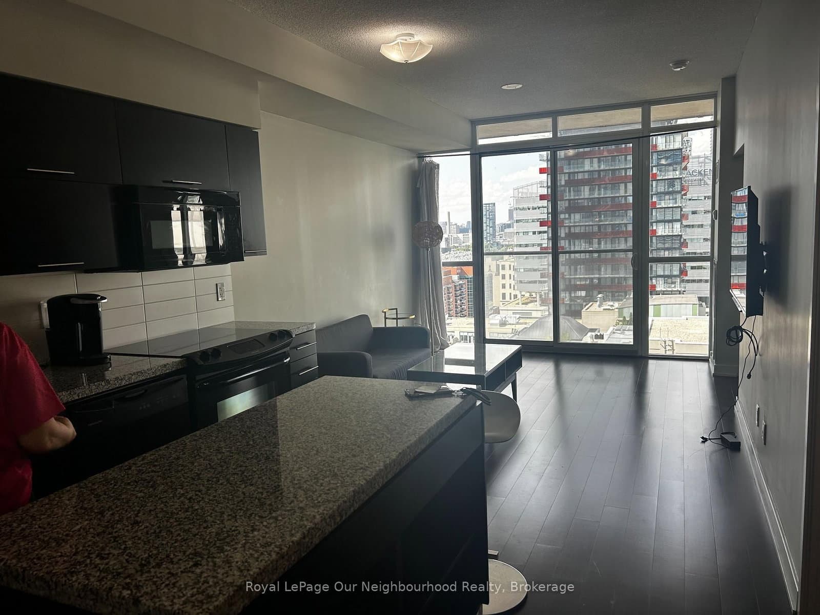 126 Simcoe Street, Unit 2106 thumbnail 8