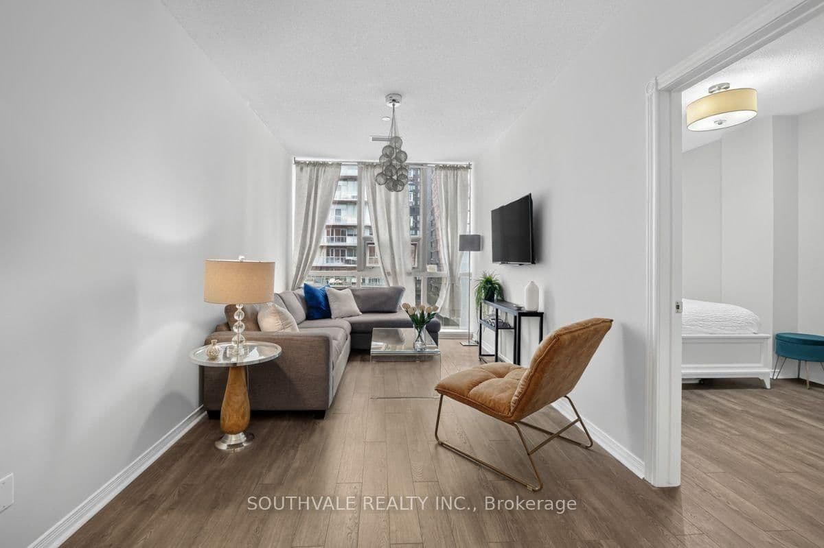 393 King St. W, Unit 1107 thumbnail 15