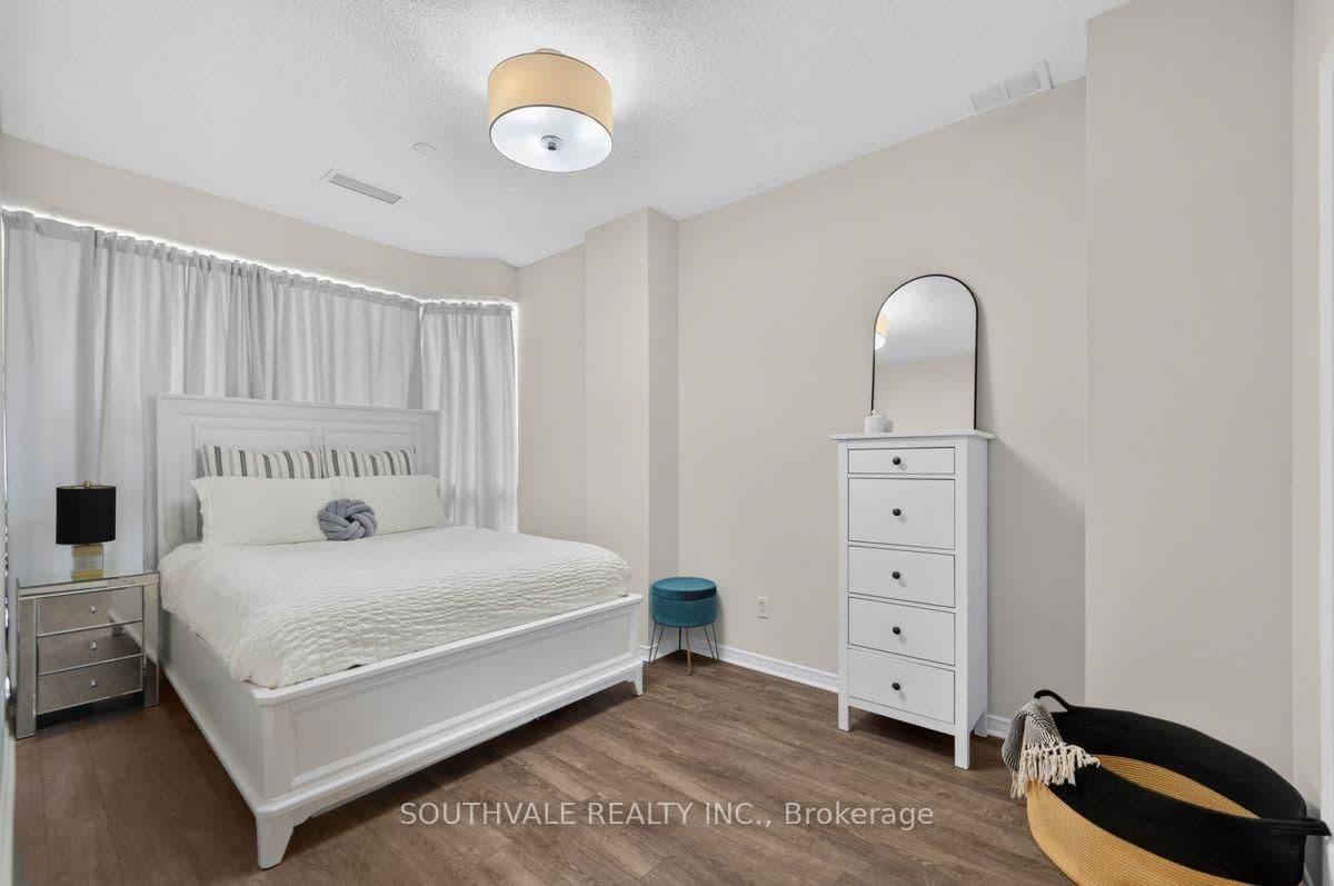 393 King St. W, Unit 1107 thumbnail 19