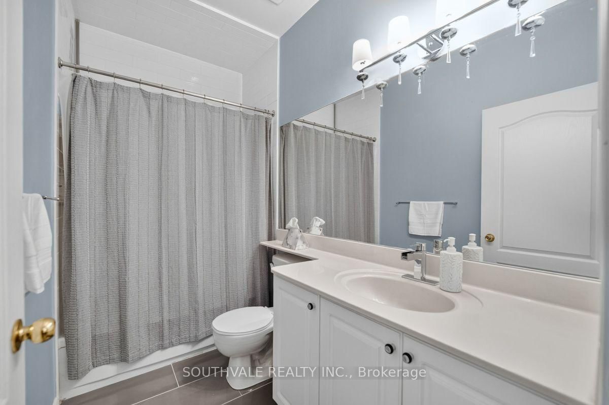 393 King St. W, Unit 1107 thumbnail 24