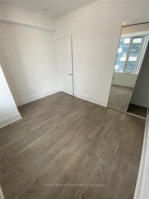 470 Front Street W, Unit 1210 thumbnail 9
