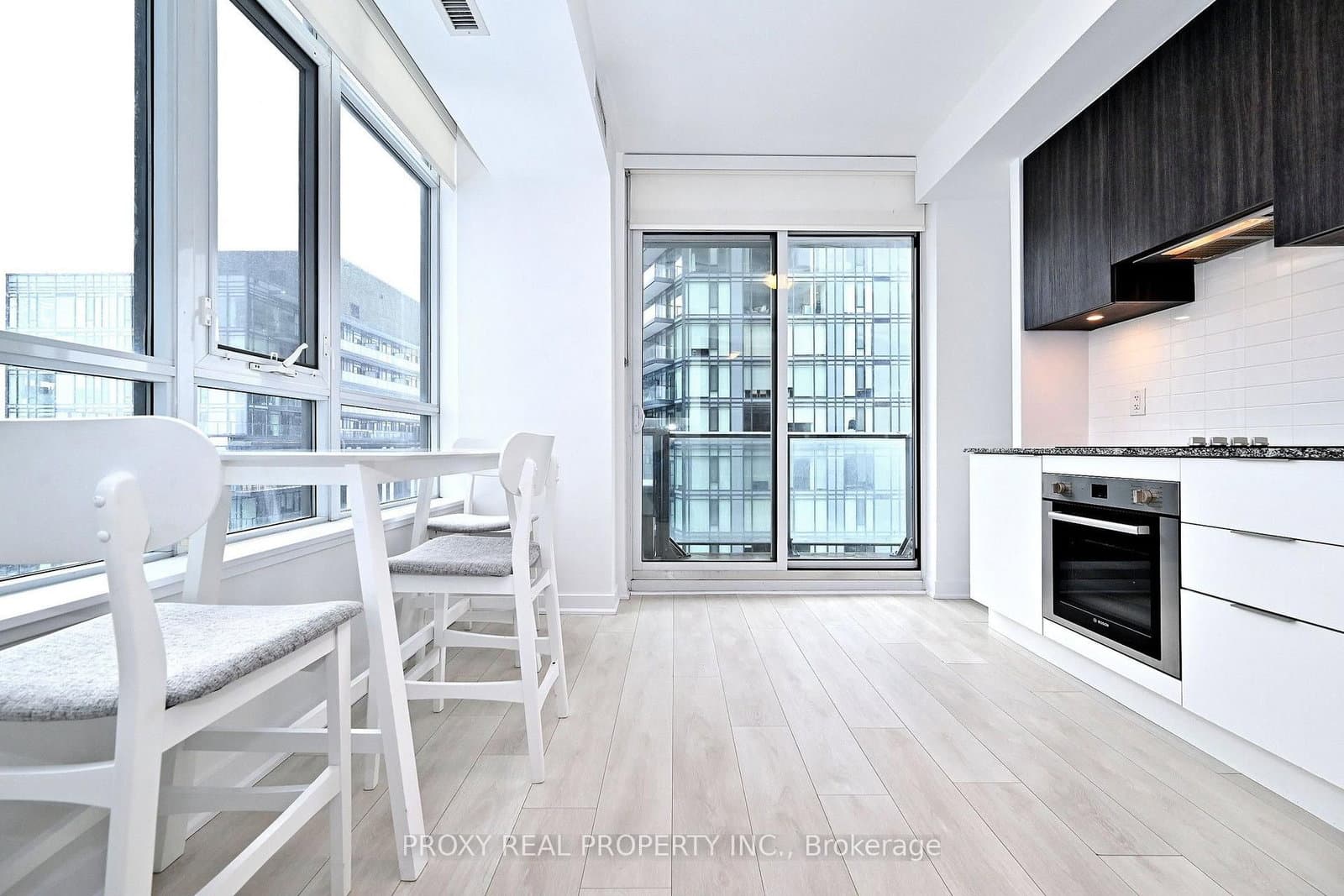 120 Parliament Street, Unit 1605 thumbnail 13