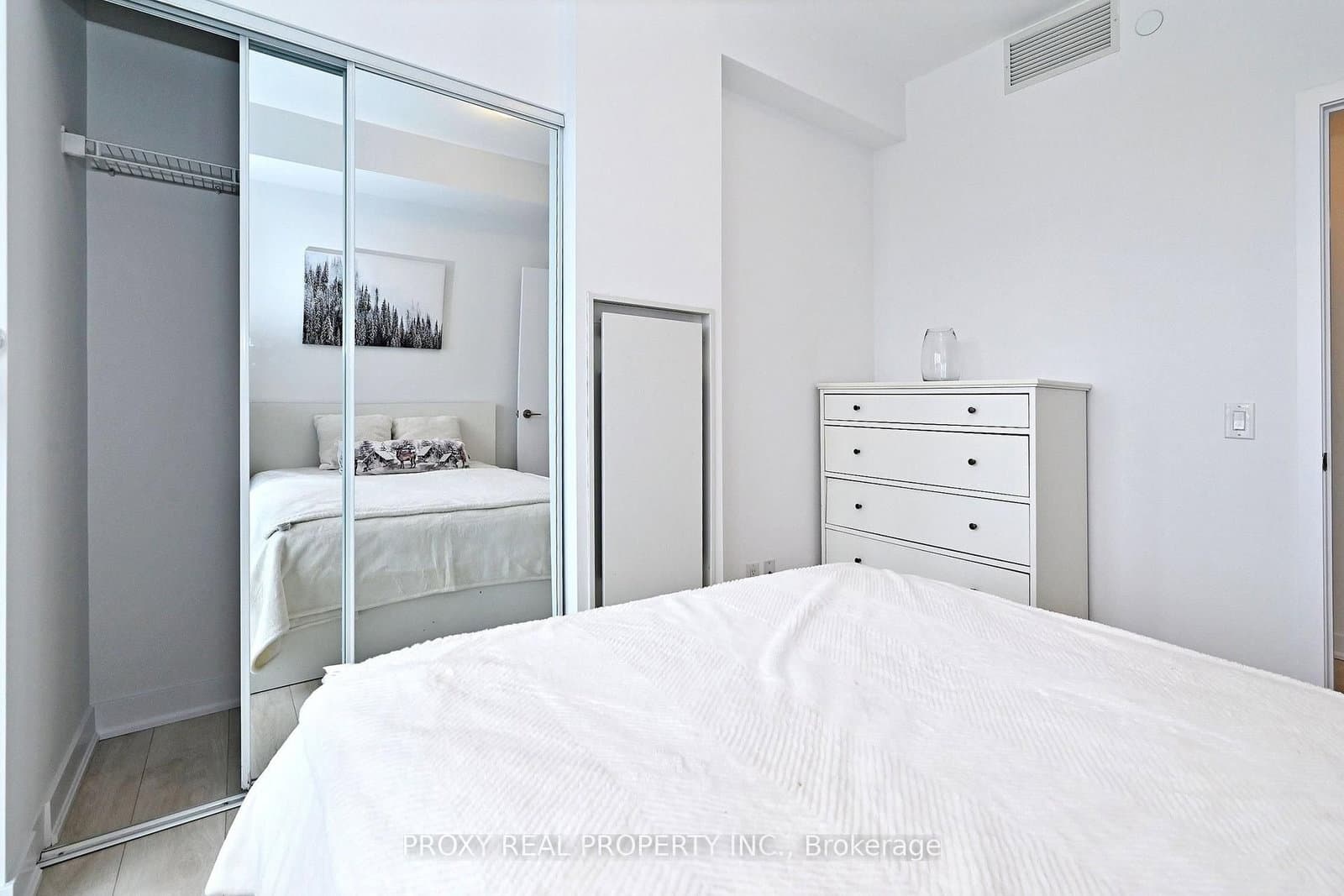 120 Parliament Street, Unit 1605 thumbnail 32
