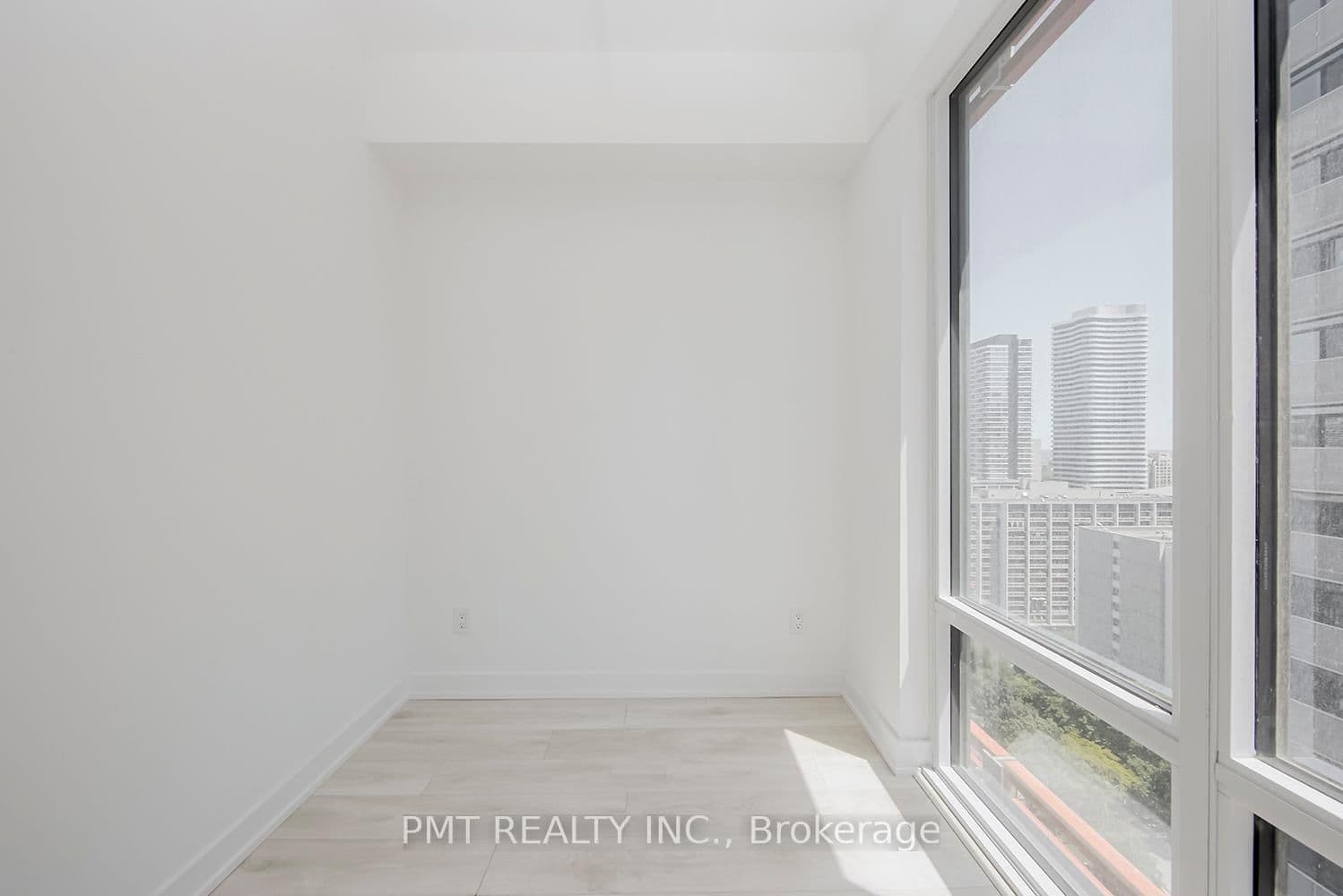 18 Maitland Terrace, Unit 1705 thumbnail 15