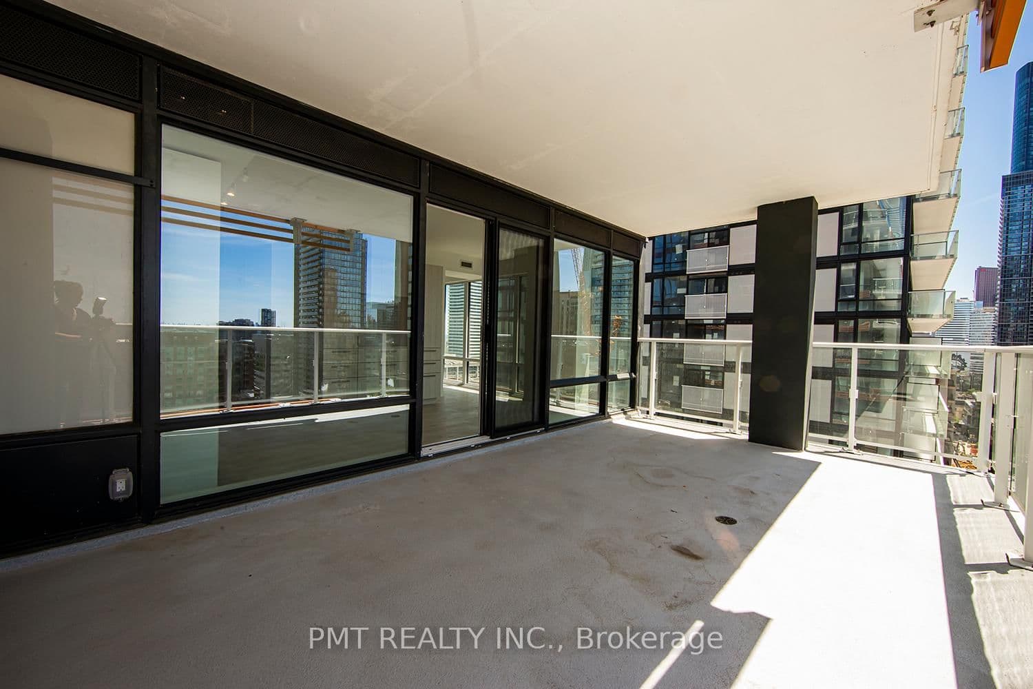 18 Maitland Terrace, Unit 1705 thumbnail 17