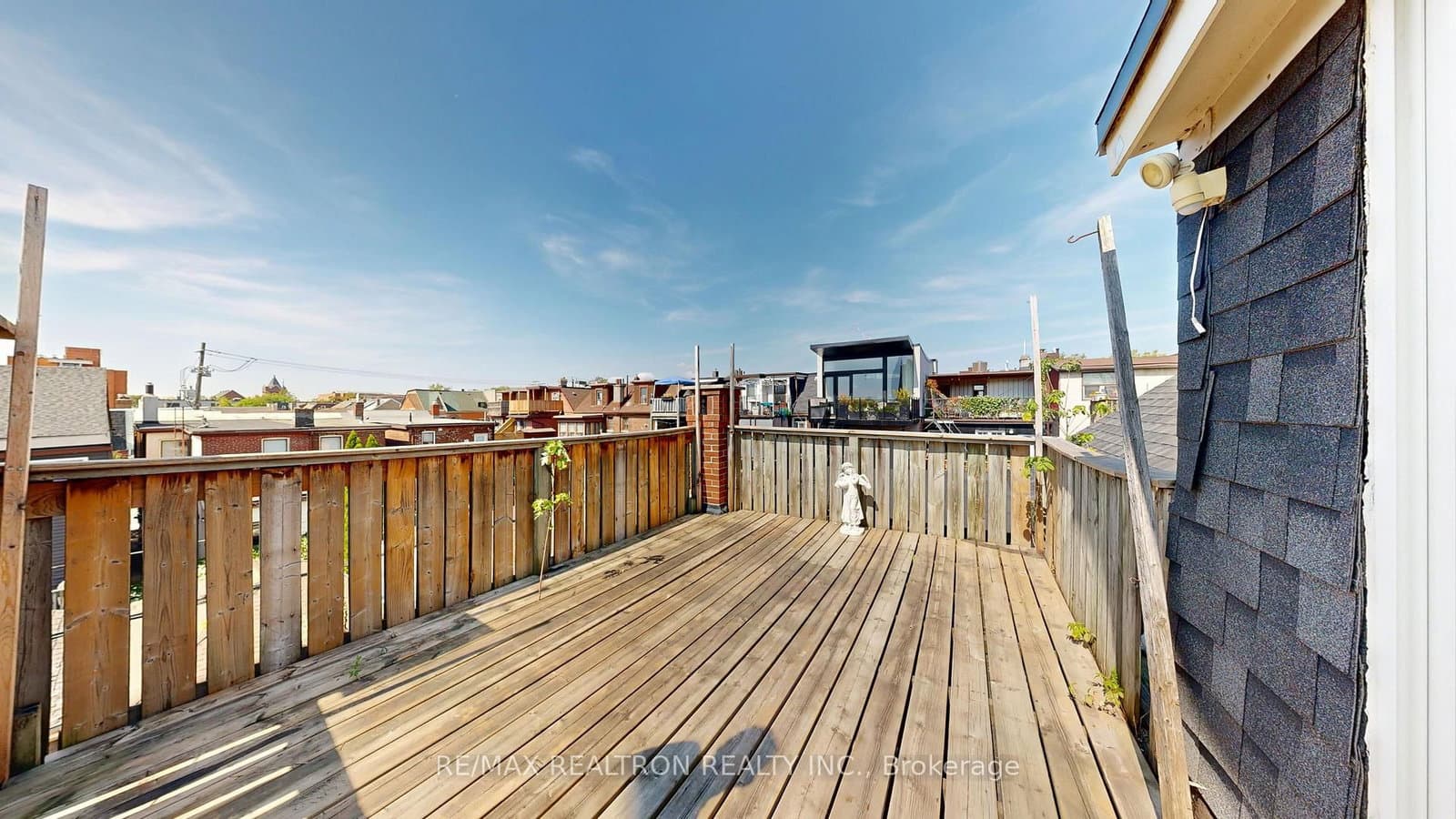 32 Macklem Avenue, Unit Upper thumbnail 24