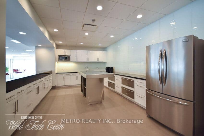 10 Yonge Street, Unit 3412 thumbnail 17