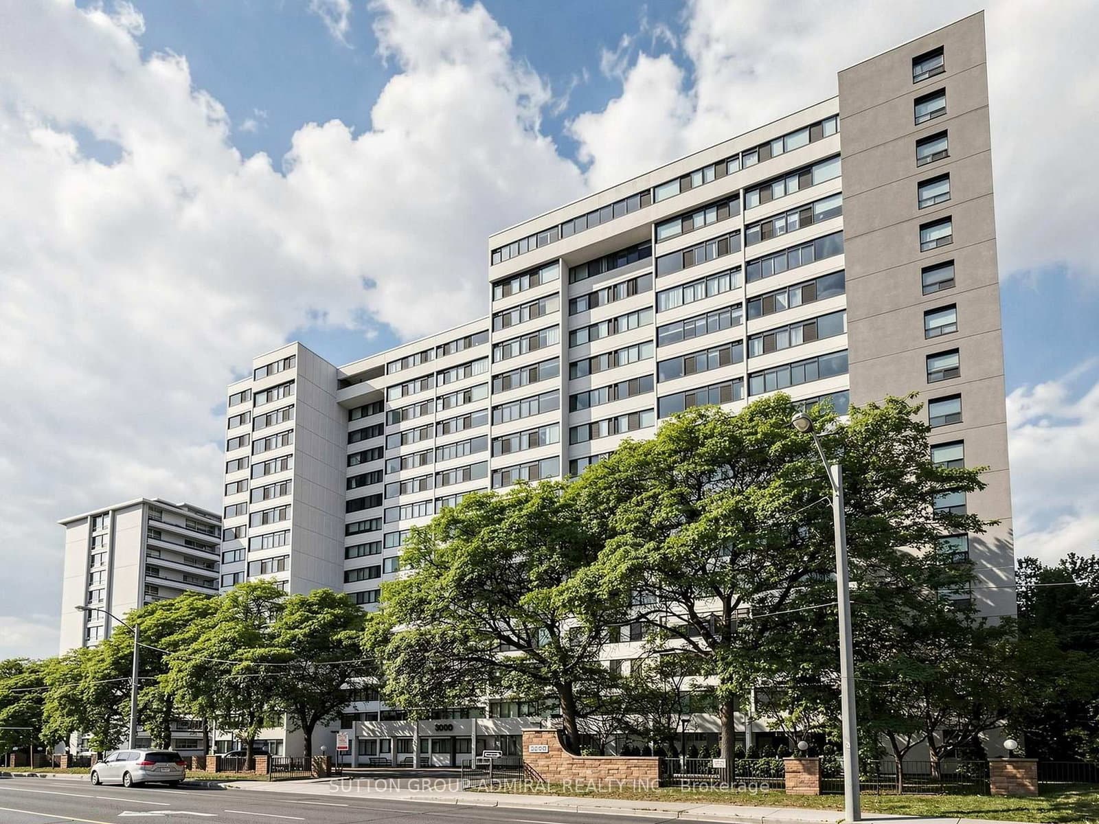 3000 Bathurst Street, Unit 708 - Image 1
