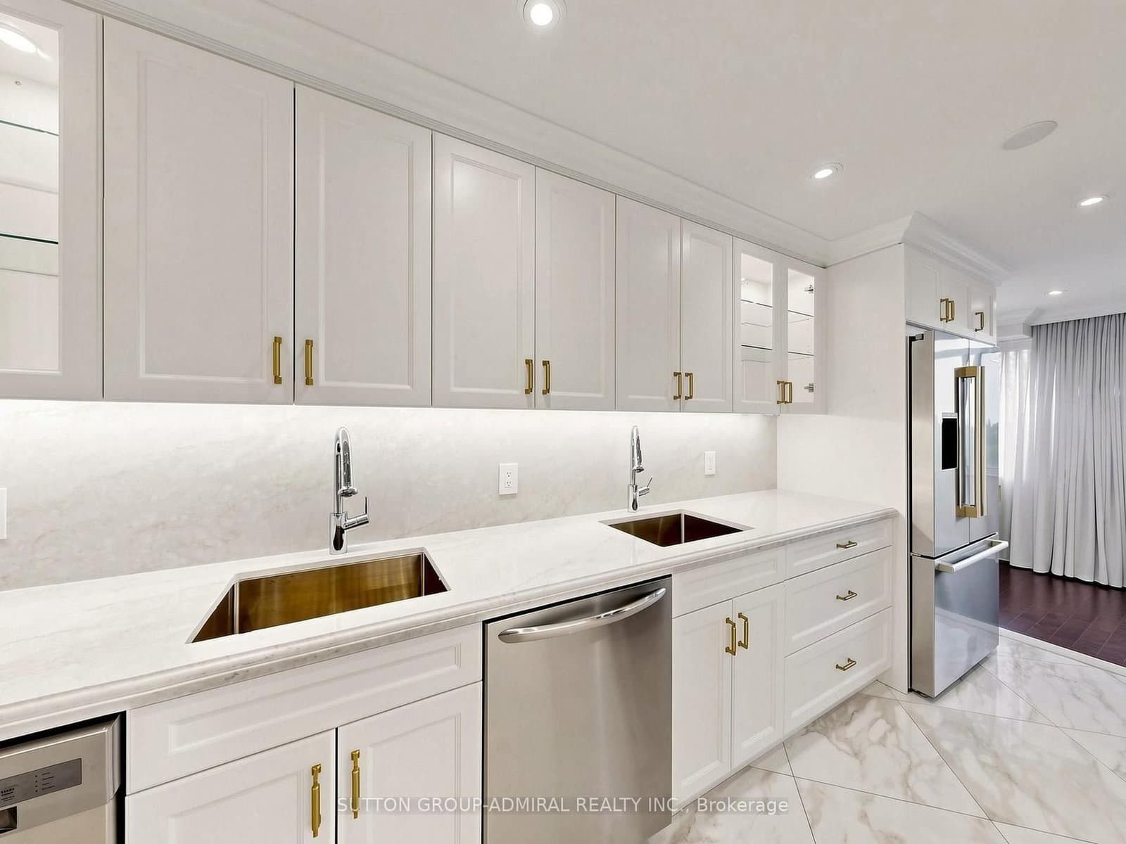 3000 Bathurst Street, Unit 708 thumbnail 23