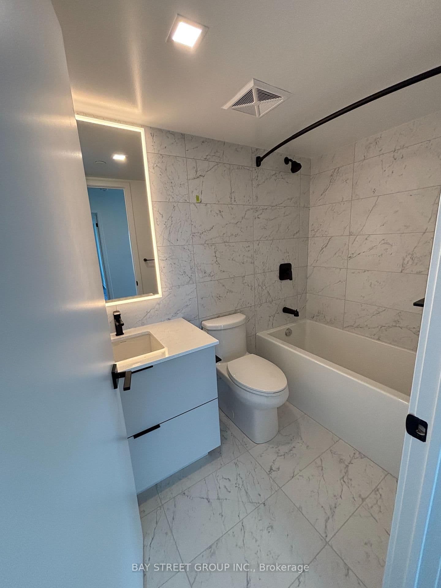 609 Sherbourne Street, Unit 1907 thumbnail 10