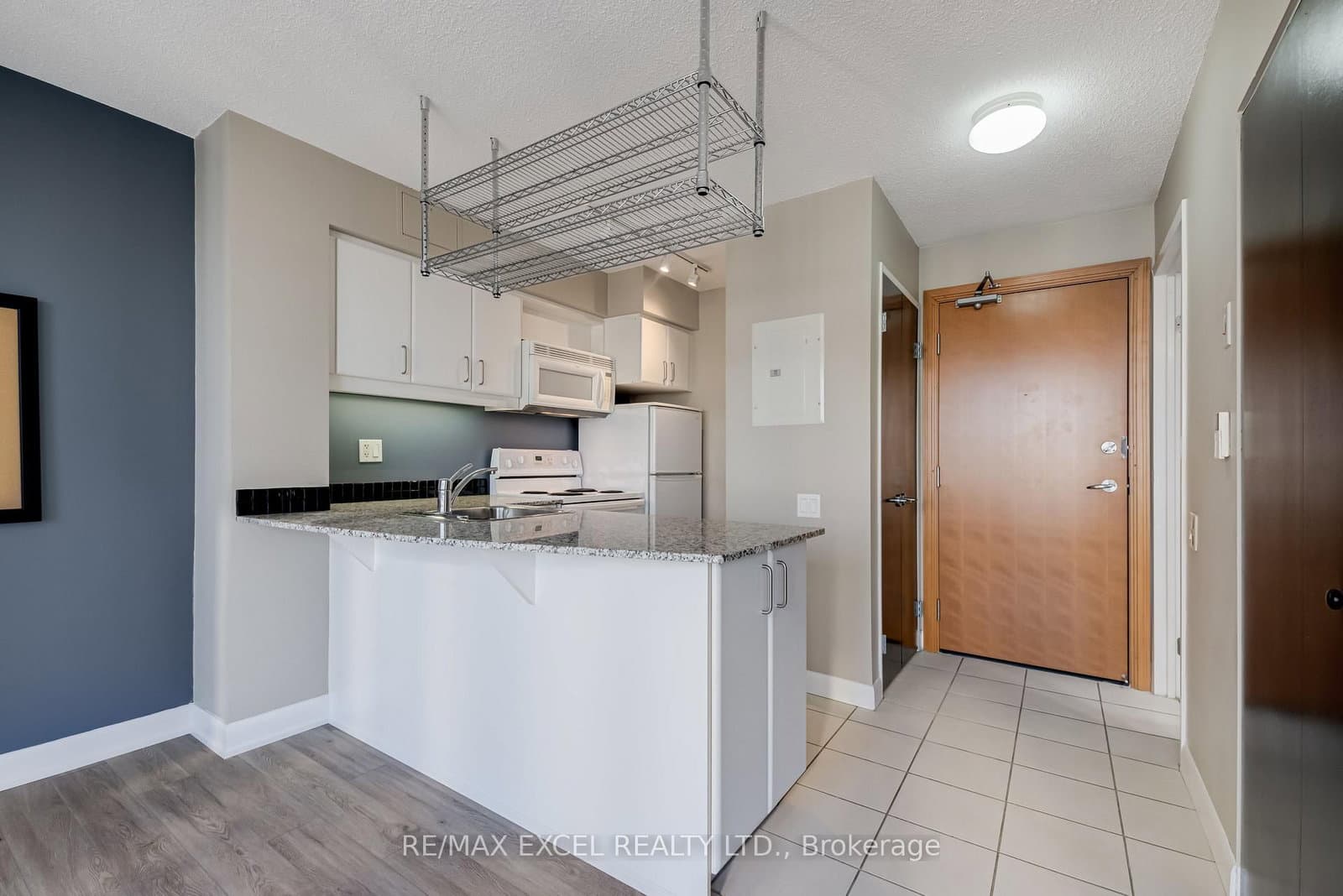 33 Sheppard Avenue E, Unit 1909 thumbnail 12
