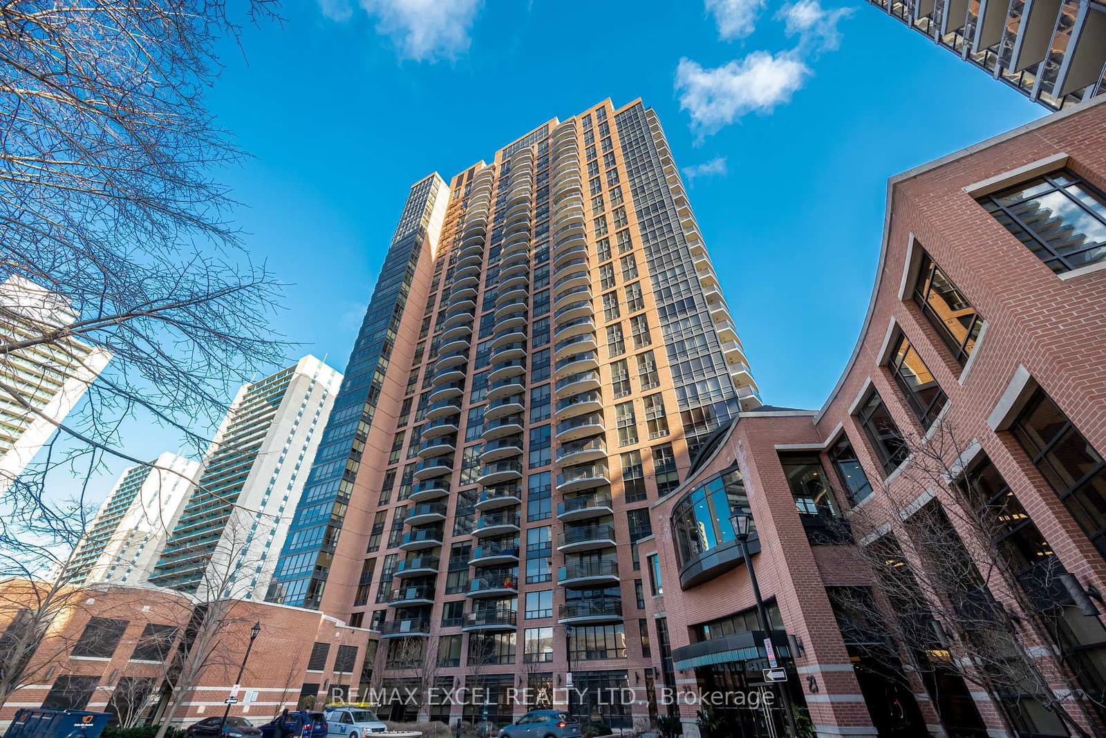 33 Sheppard Avenue E, Unit 1909 thumbnail 2