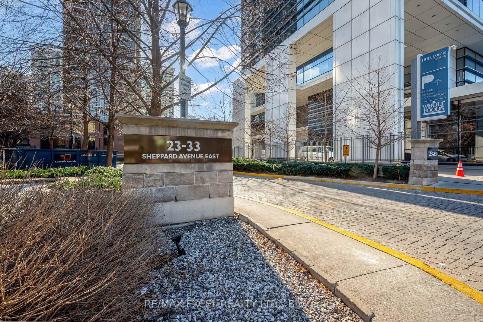 33 Sheppard Avenue E, Unit 1909 thumbnail 4