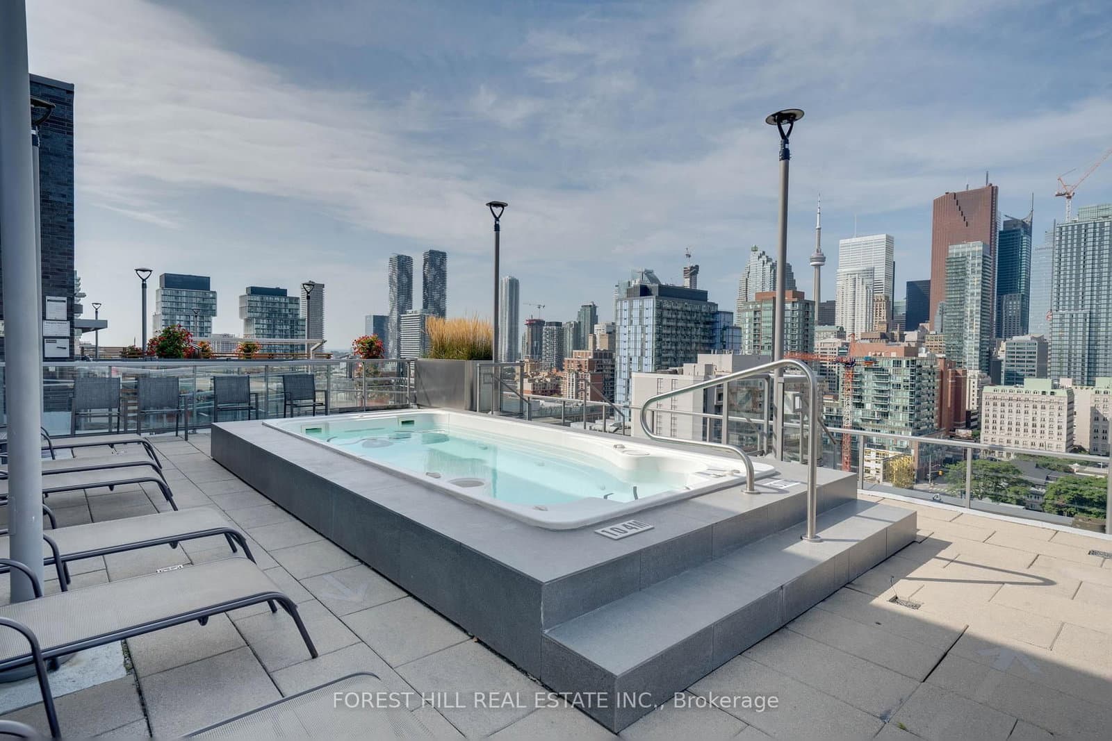 320 Richmond Street E, Unit 808 thumbnail 28