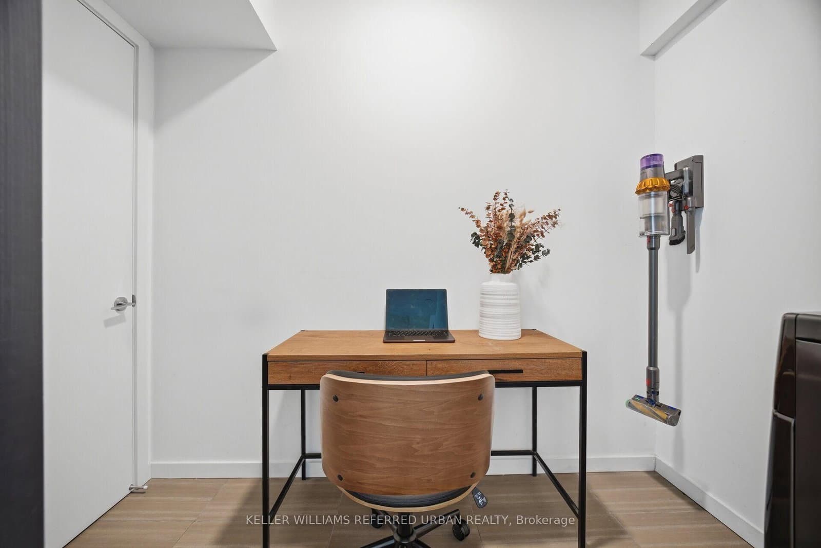 170 Bayview Avenue, Unit Th105 thumbnail 15