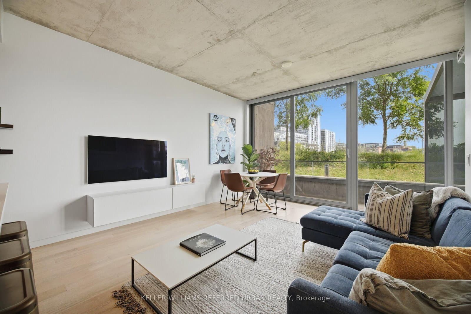 170 Bayview Avenue, Unit Th105 thumbnail 4