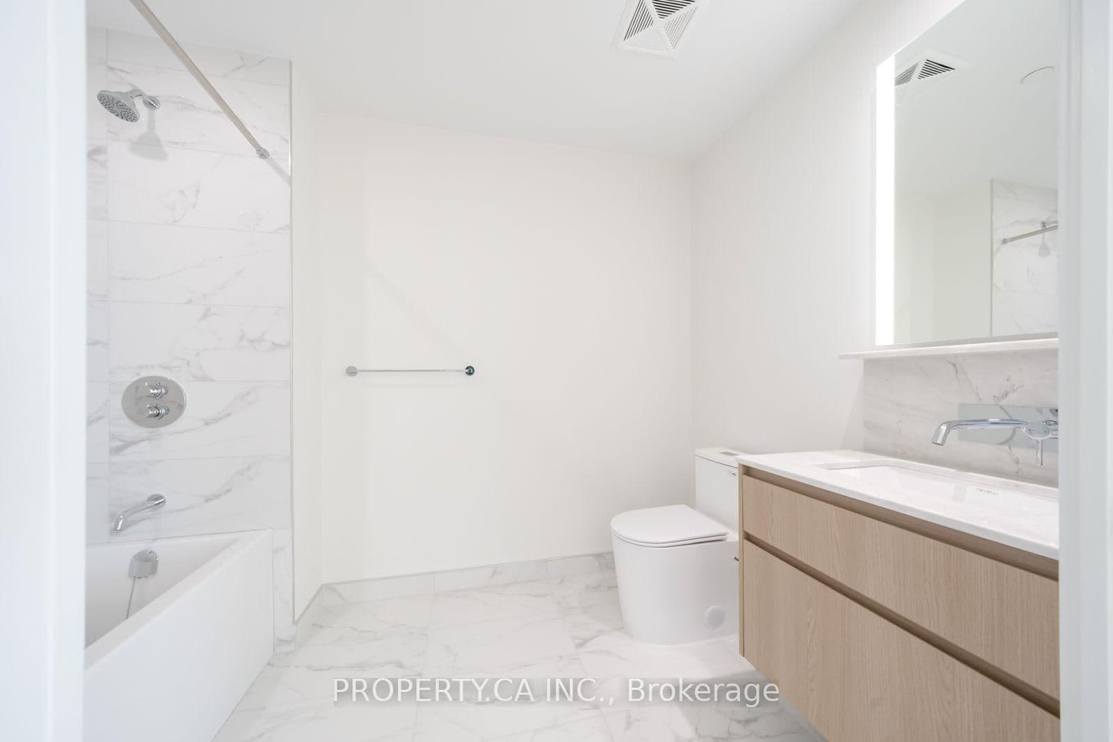 322 Dupont Street, Unit 804 thumbnail 9