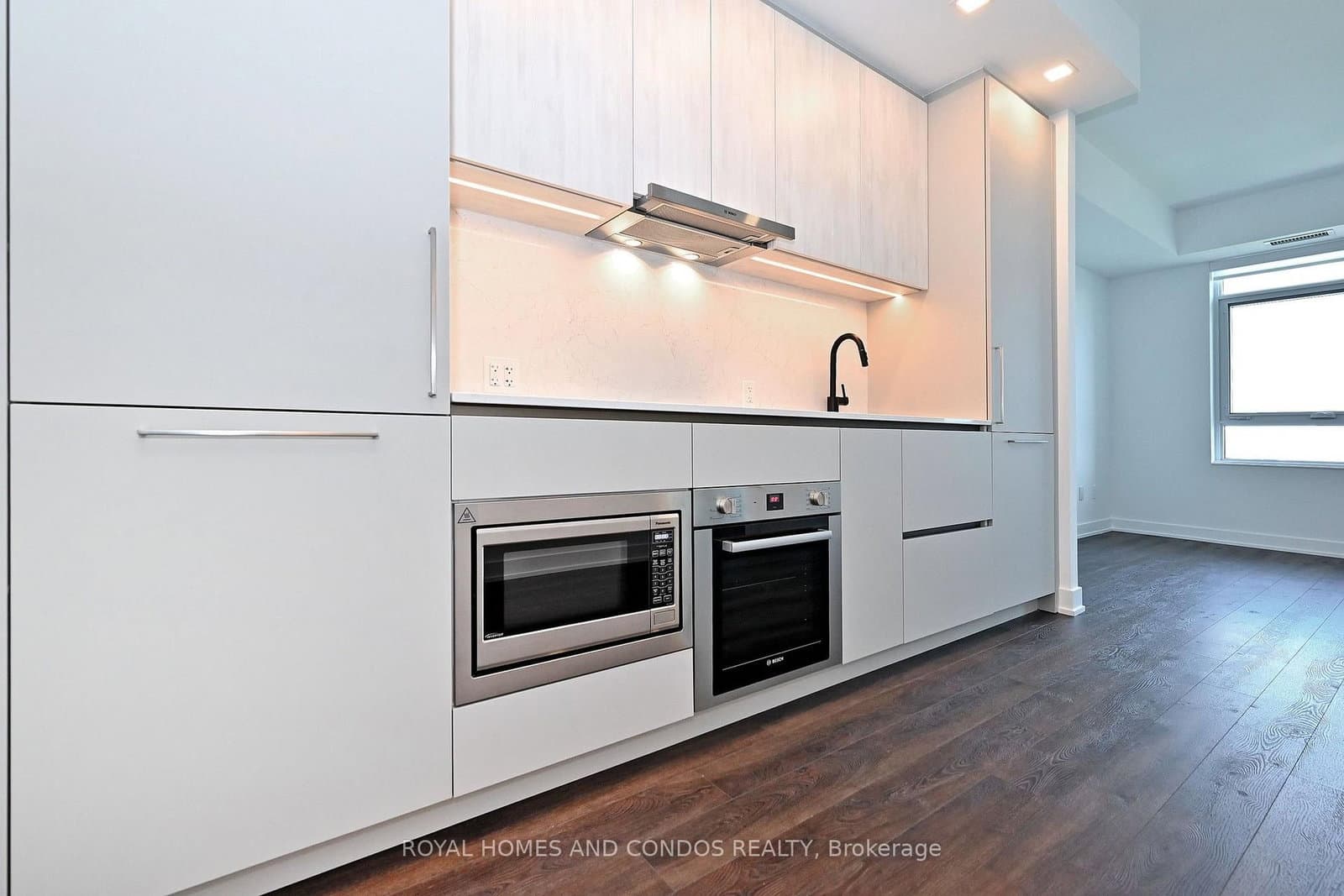 609 Sherbourne Street, Unit 5006 thumbnail 10