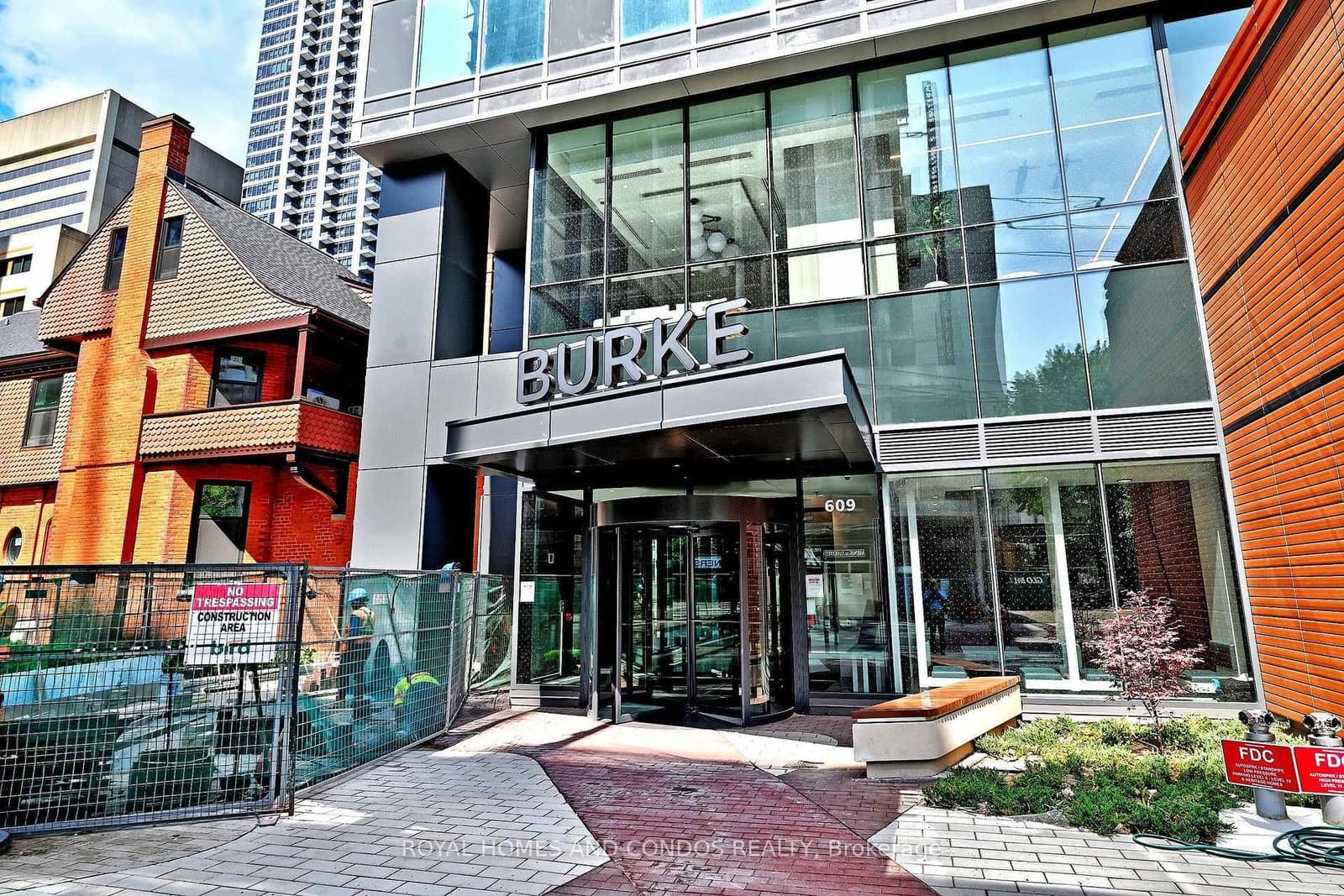 609 Sherbourne Street, Unit 5006 thumbnail 2