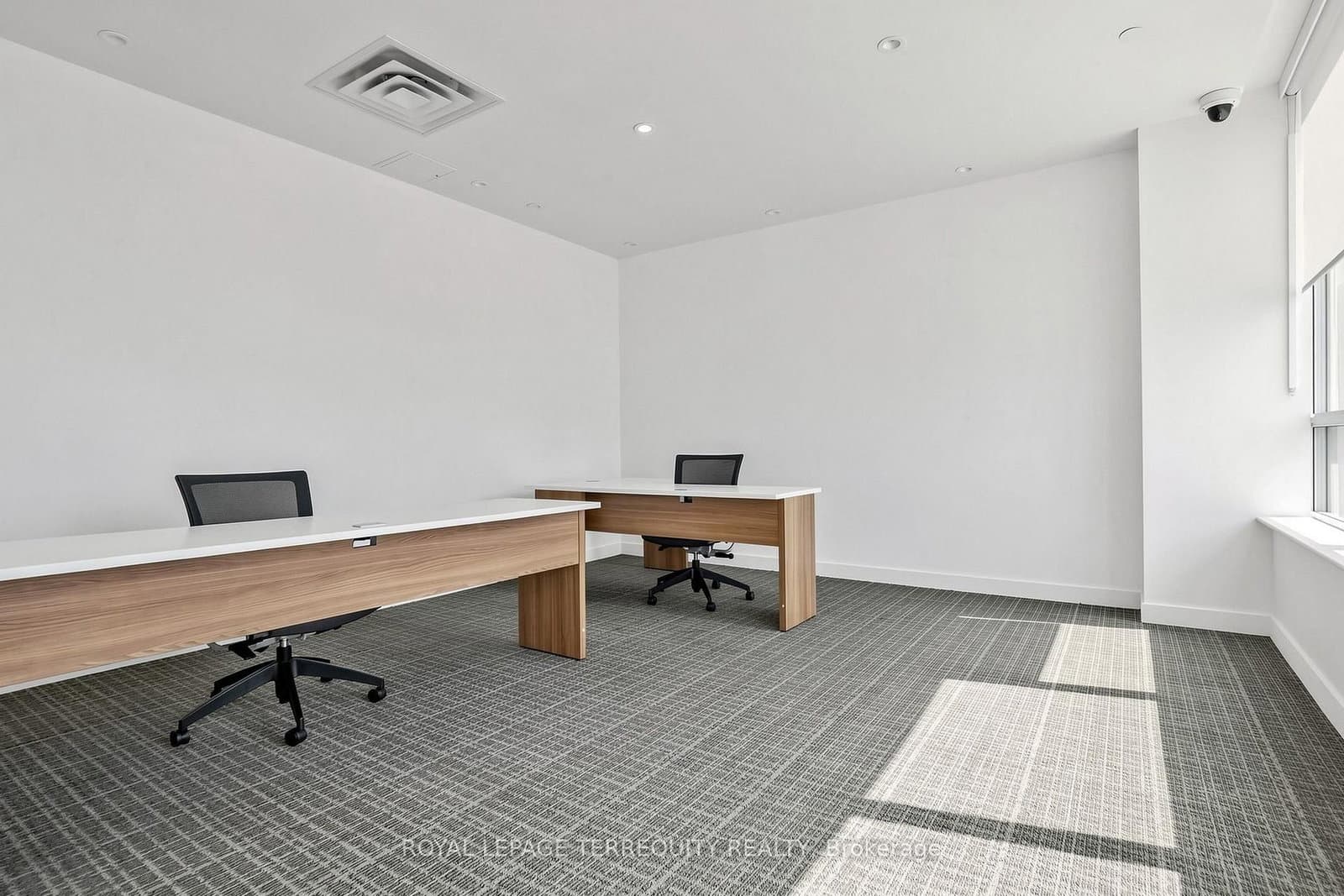 55 Regent Park Boulevard, Unit 415 thumbnail 32