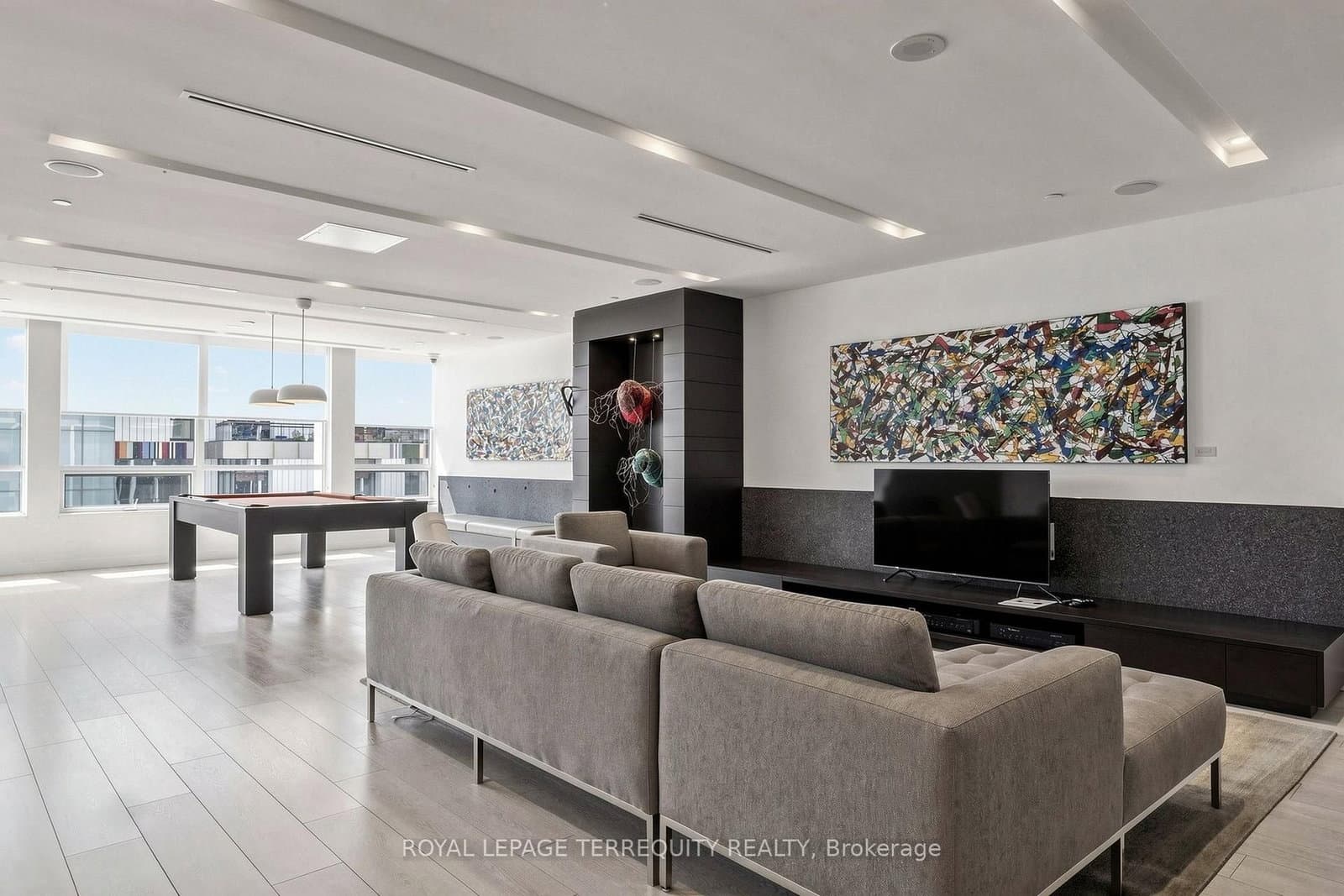 55 Regent Park Boulevard, Unit 415 thumbnail 37