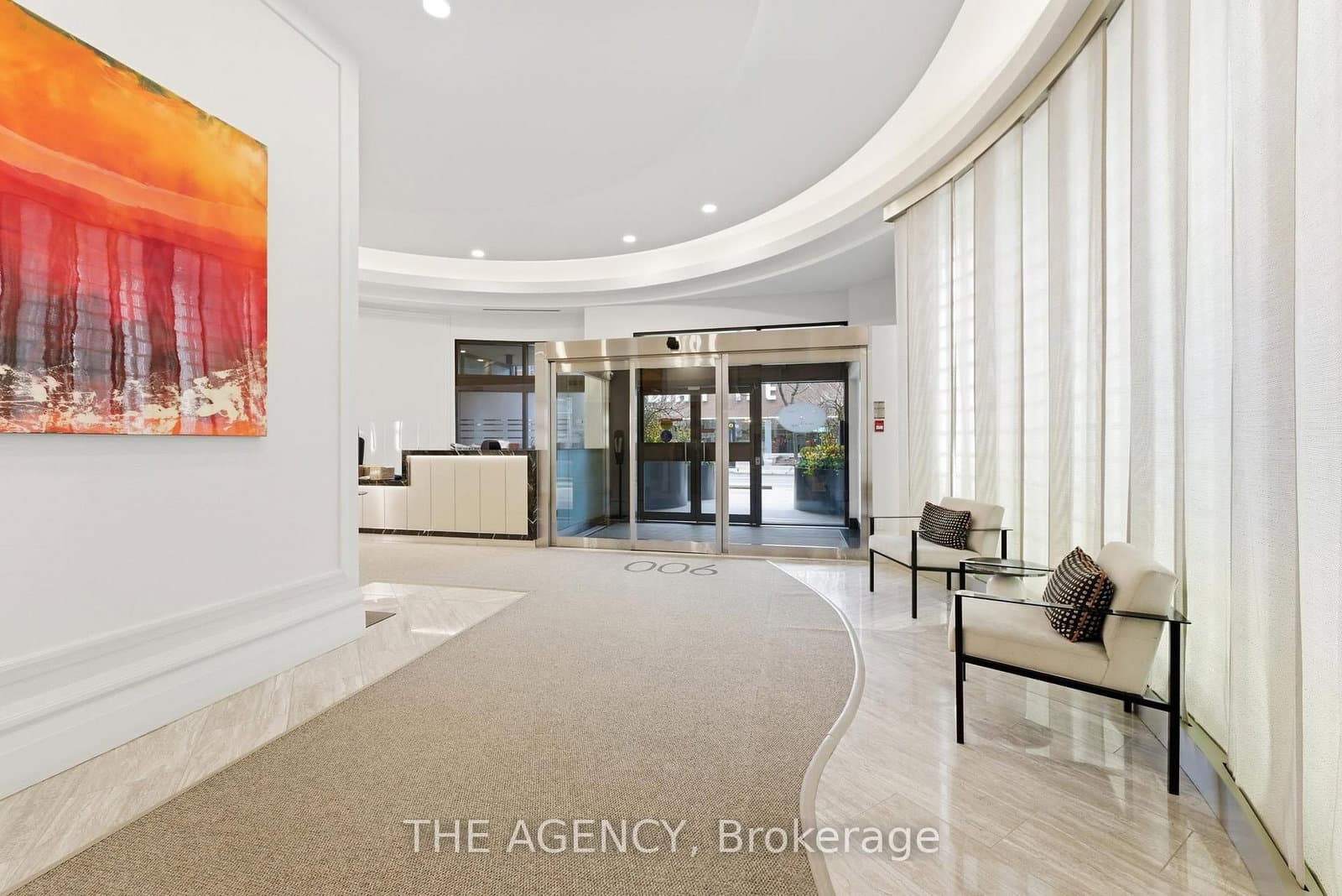 900 Yonge Street, Unit 902 thumbnail 4