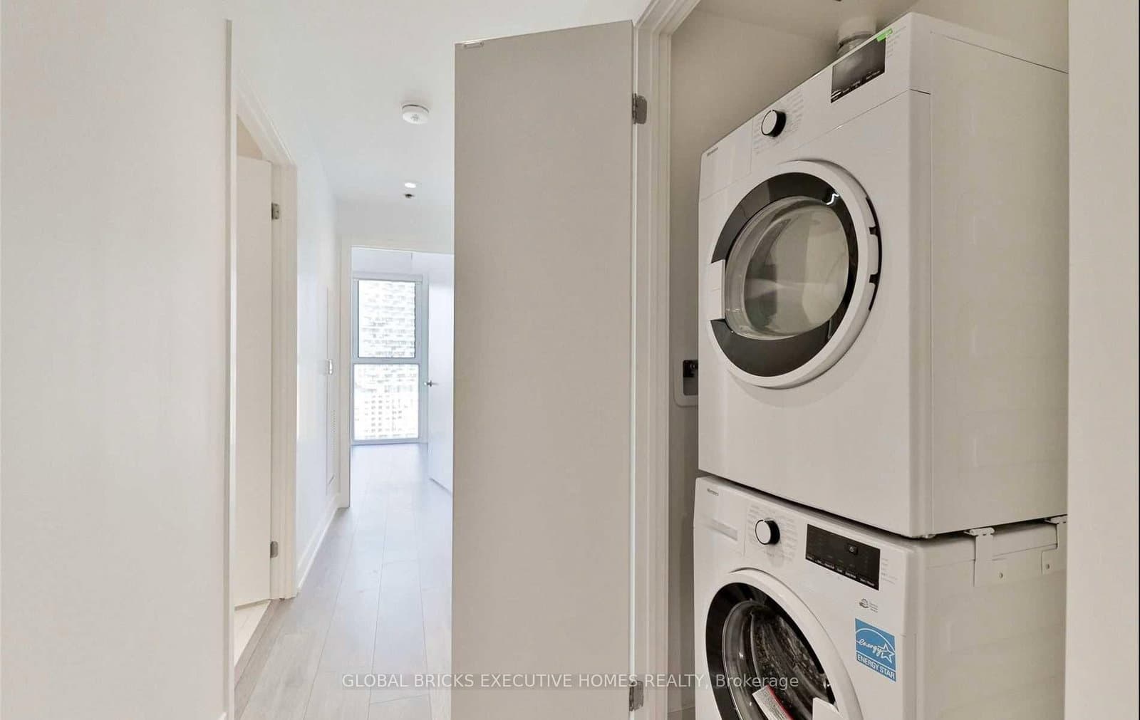 20 Richardson Street, Unit 2603 thumbnail 3