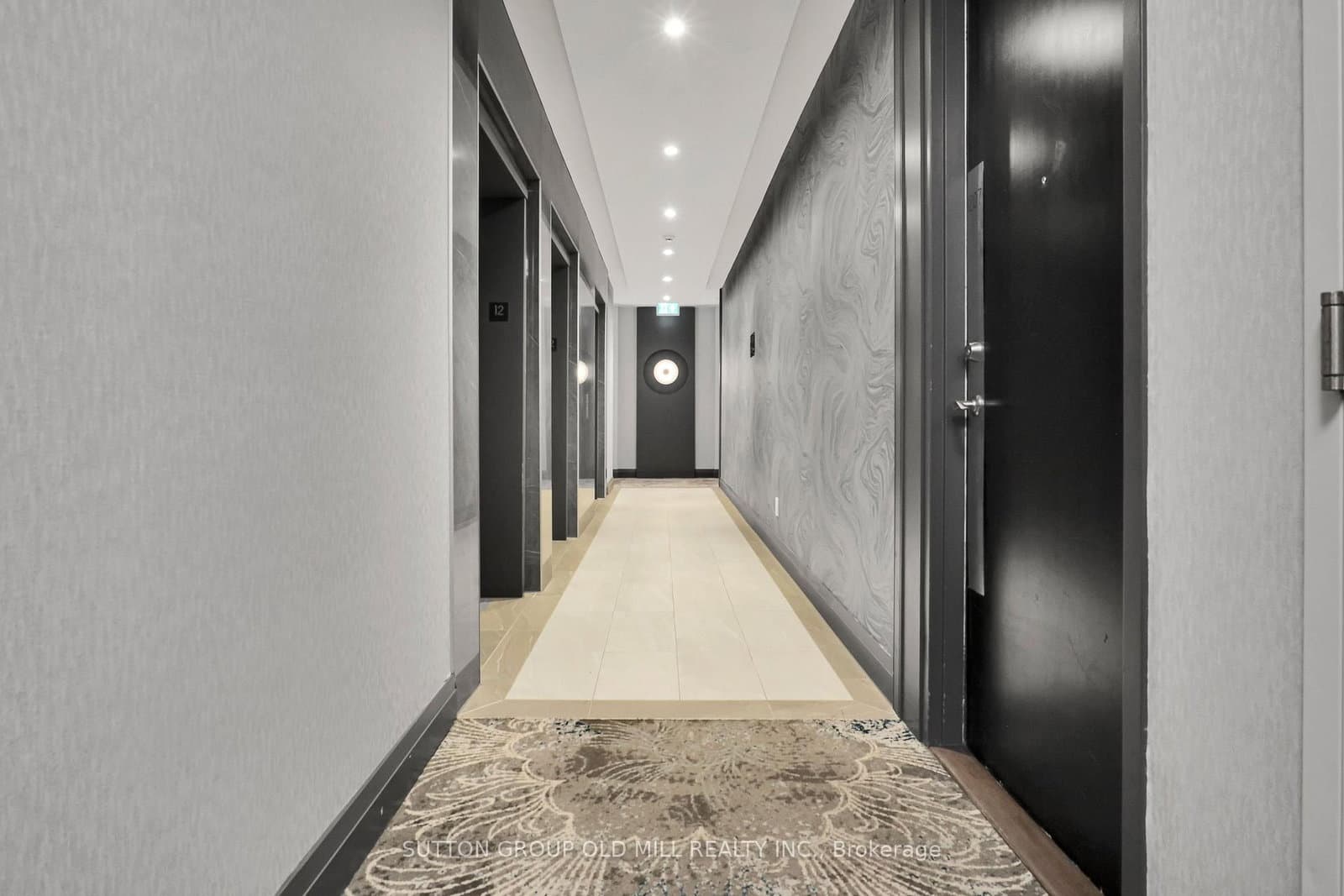 85 Bloor Street E, Unit 1207 thumbnail 5
