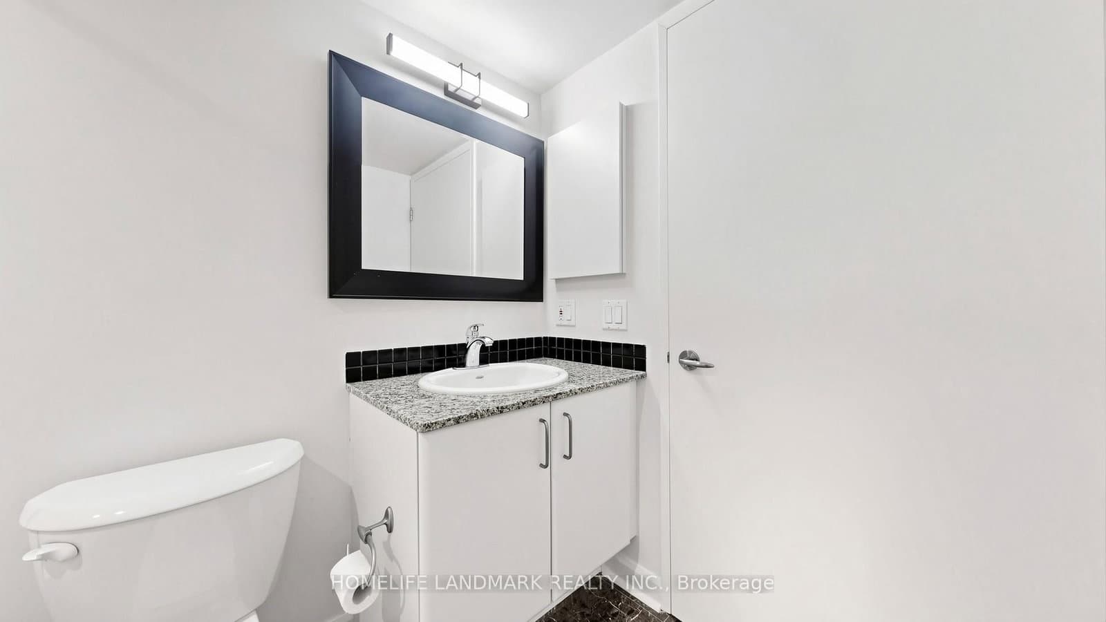 33 Sheppard Avenue E, Unit 1105 thumbnail 20
