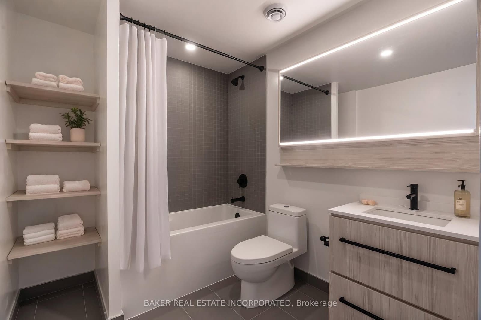 425 Front Street E, Unit 1117 thumbnail 8