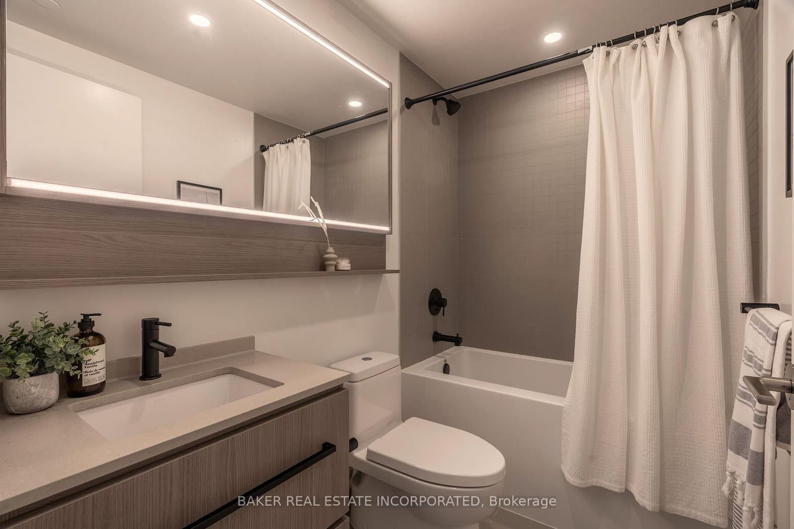 425 Front Street E, Unit 611 thumbnail 8