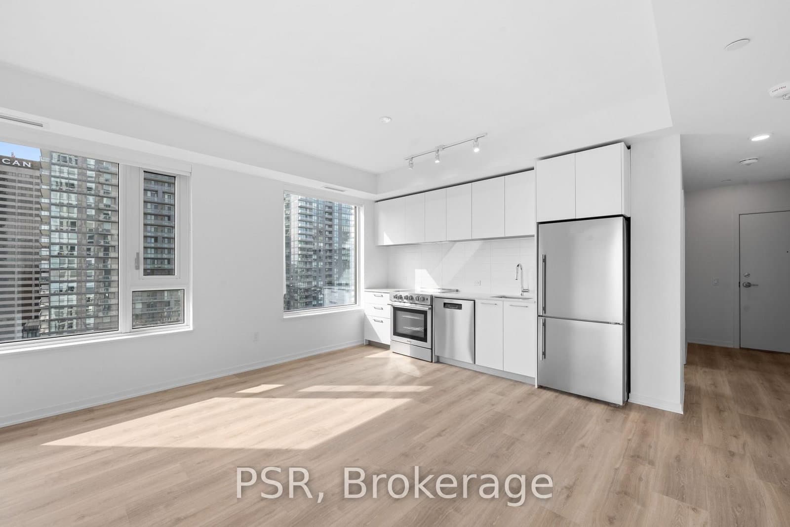 101 Roehampton Avenue, Unit 2410 thumbnail 3