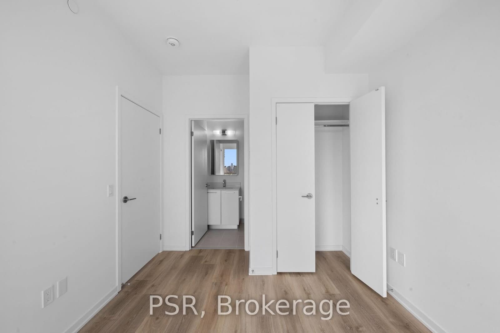 101 Roehampton Avenue, Unit 2410 thumbnail 6