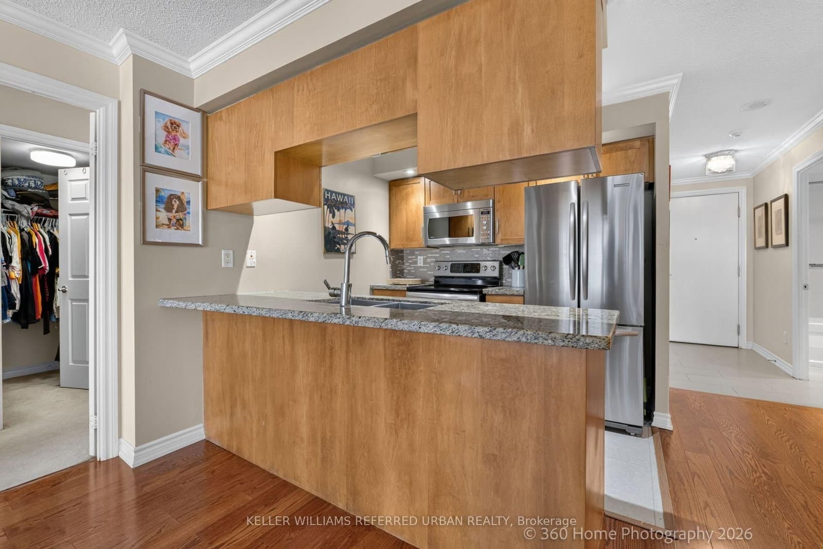 250 Wellington Street W, Unit 339 thumbnail 11