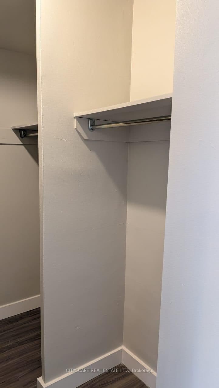 85 Wellesley Street E, Unit 706 thumbnail 12