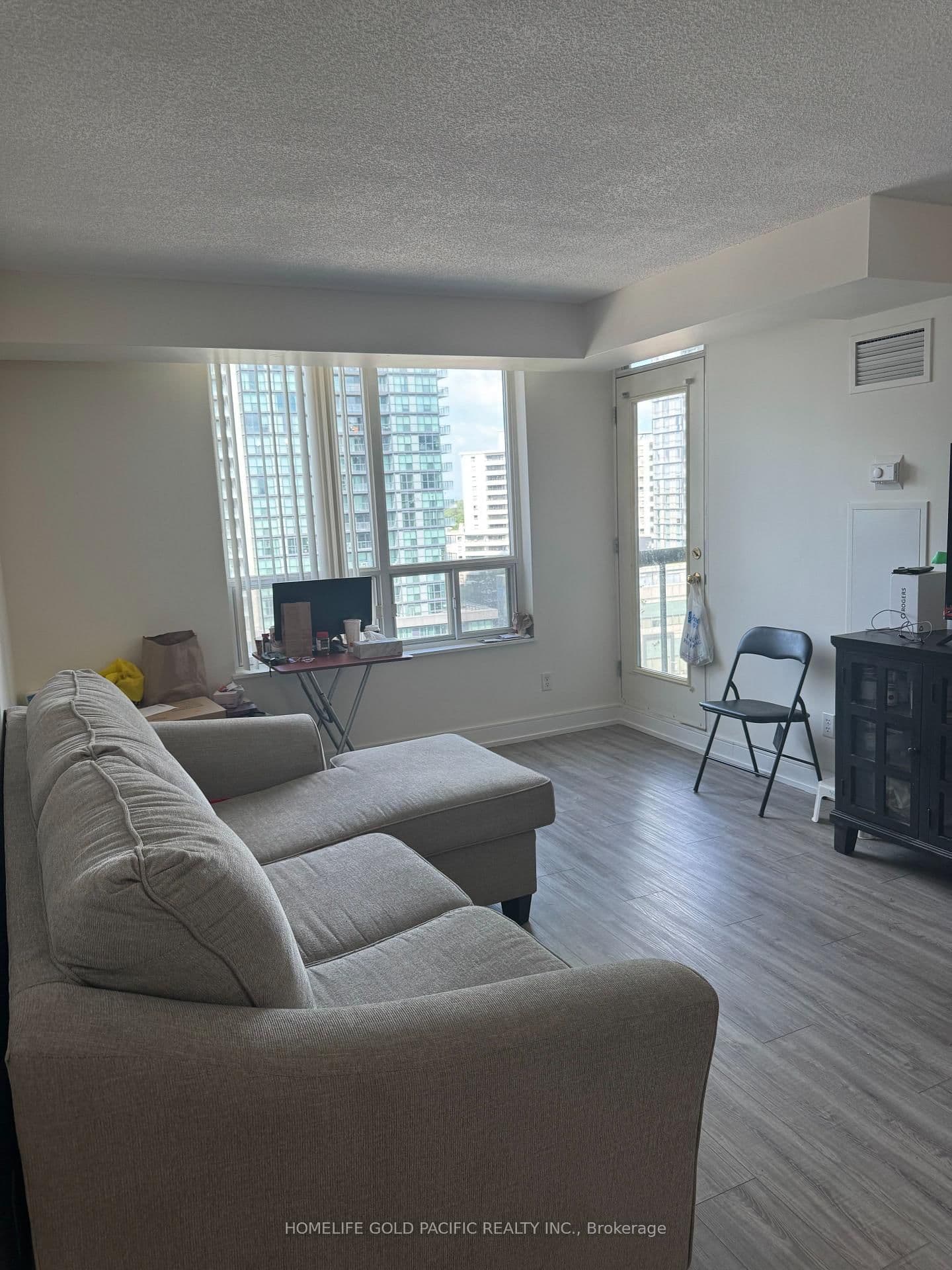 28 Empress Avenue, Unit 1716 thumbnail 9