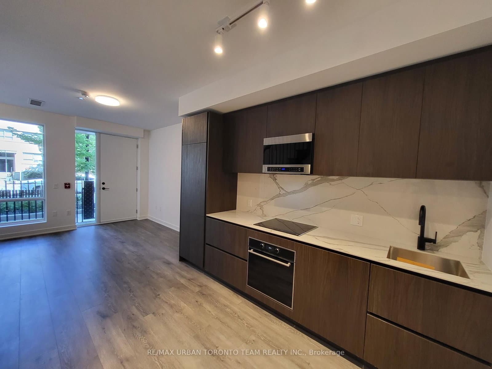 117 broadway Avenue, Unit Th125 thumbnail 5