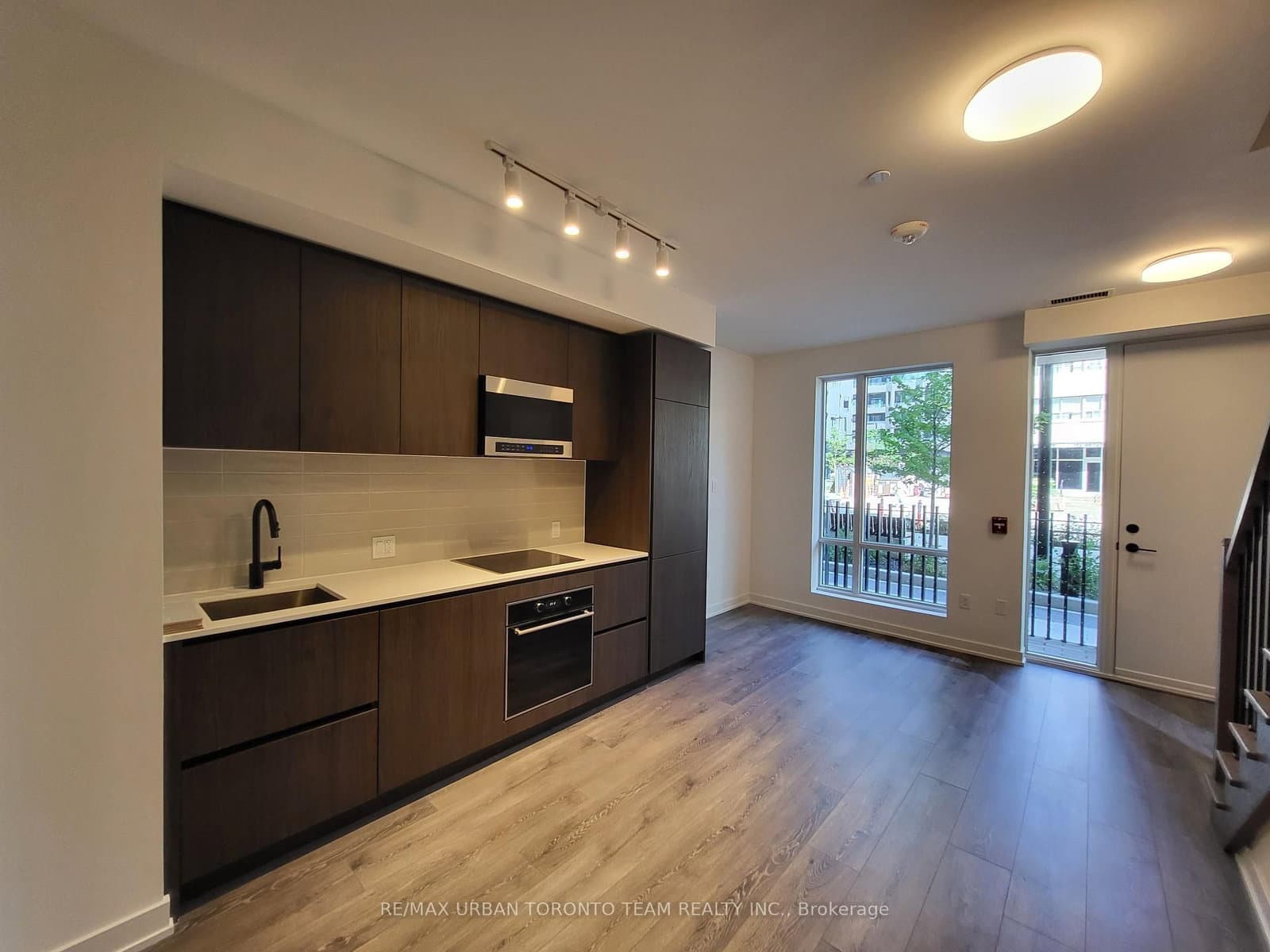 117 broadway Avenue, Unit Th123 thumbnail 6
