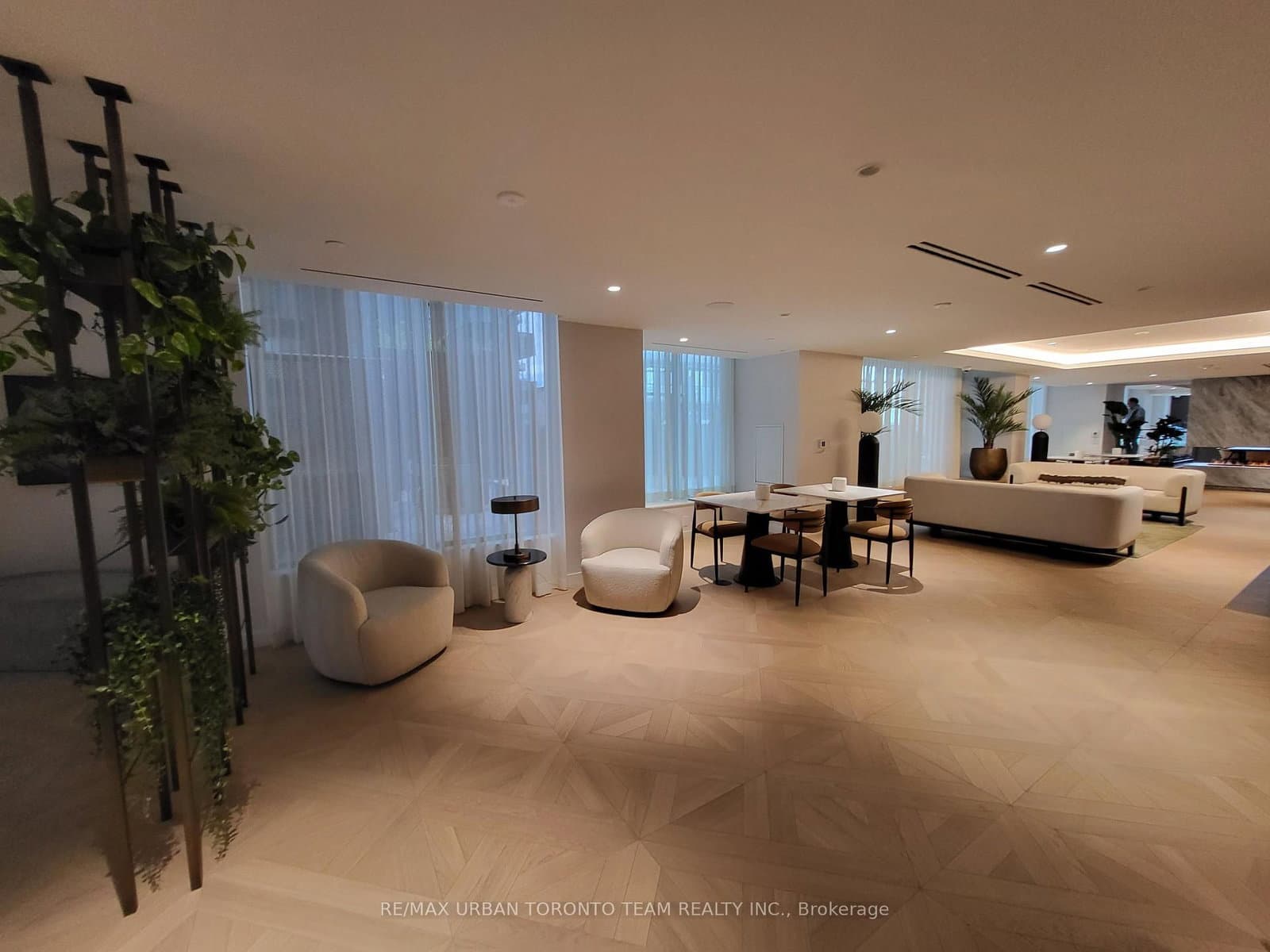 117 Broadway Avenue, Unit 3012 thumbnail 15